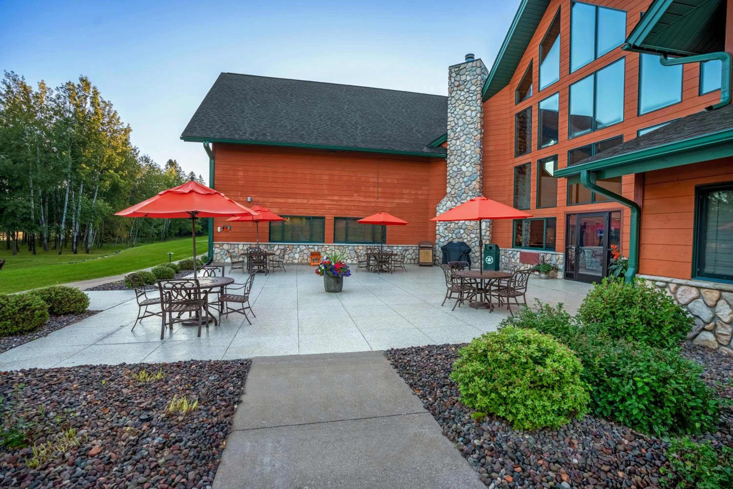 Balcony/Terrace in Holiday Inn Express & Suites Hayward by IHG