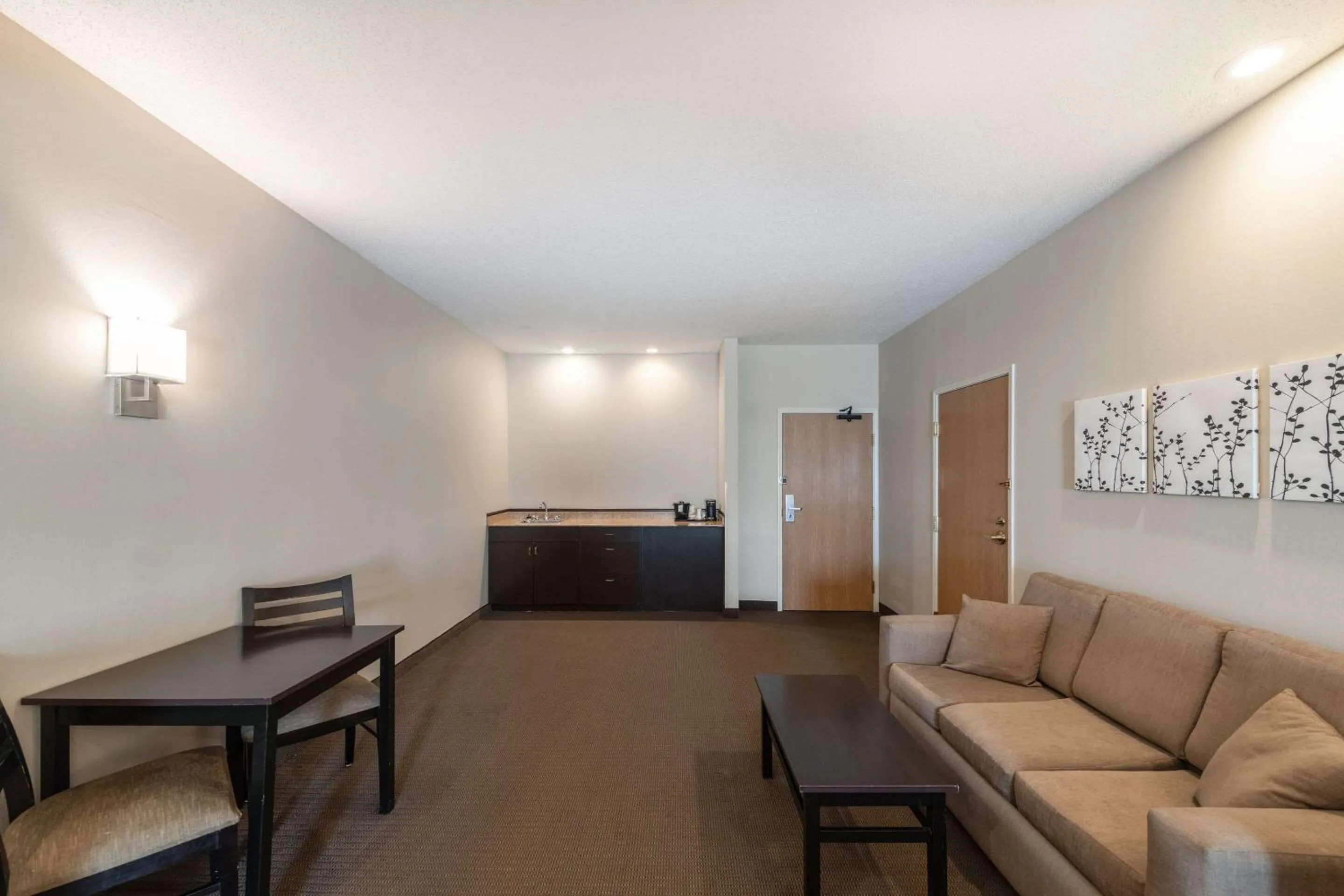 Bedroom in Sleep Inn & Suites Green Bay South