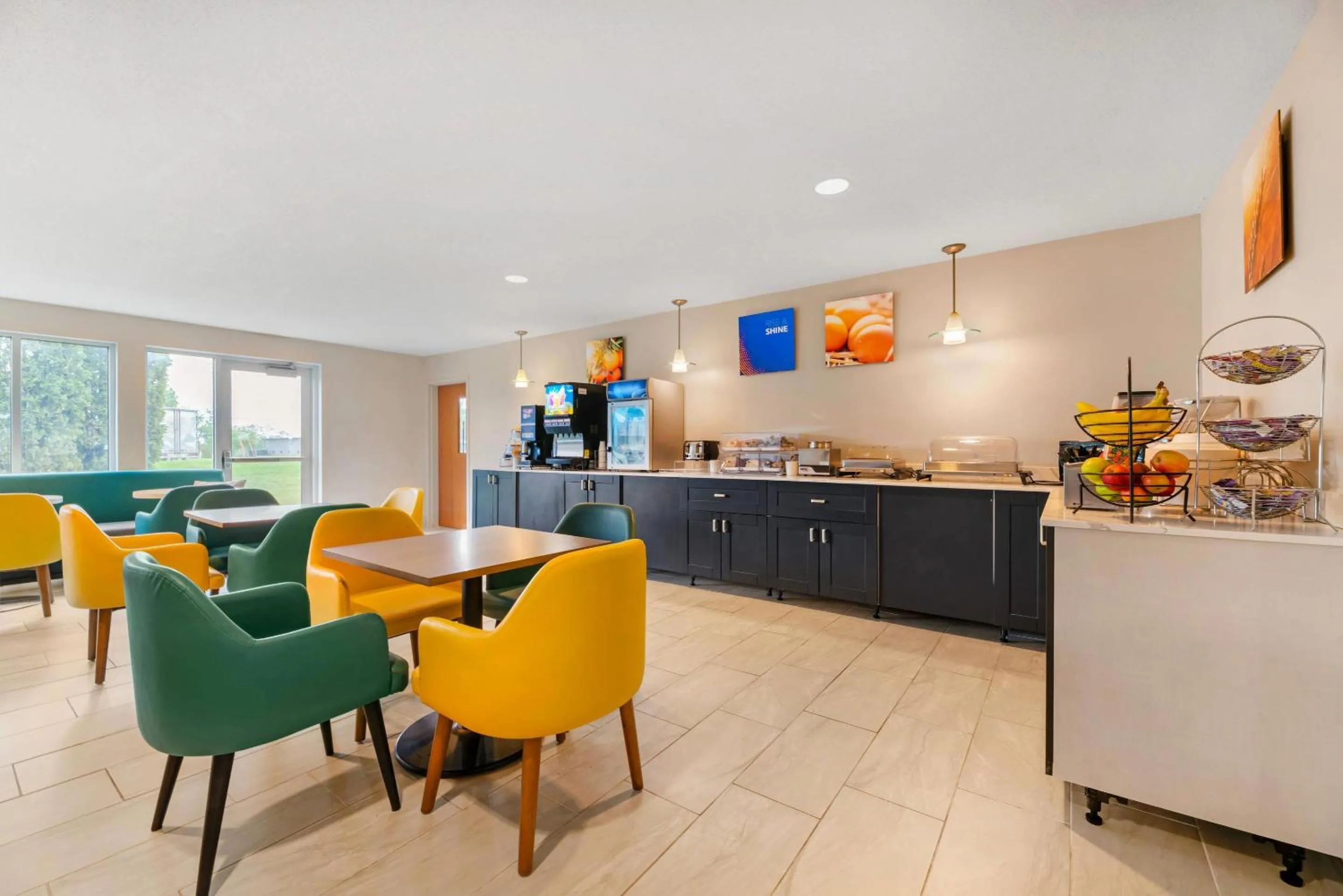 Breakfast in Comfort Inn & Suites Sheboygan I-43