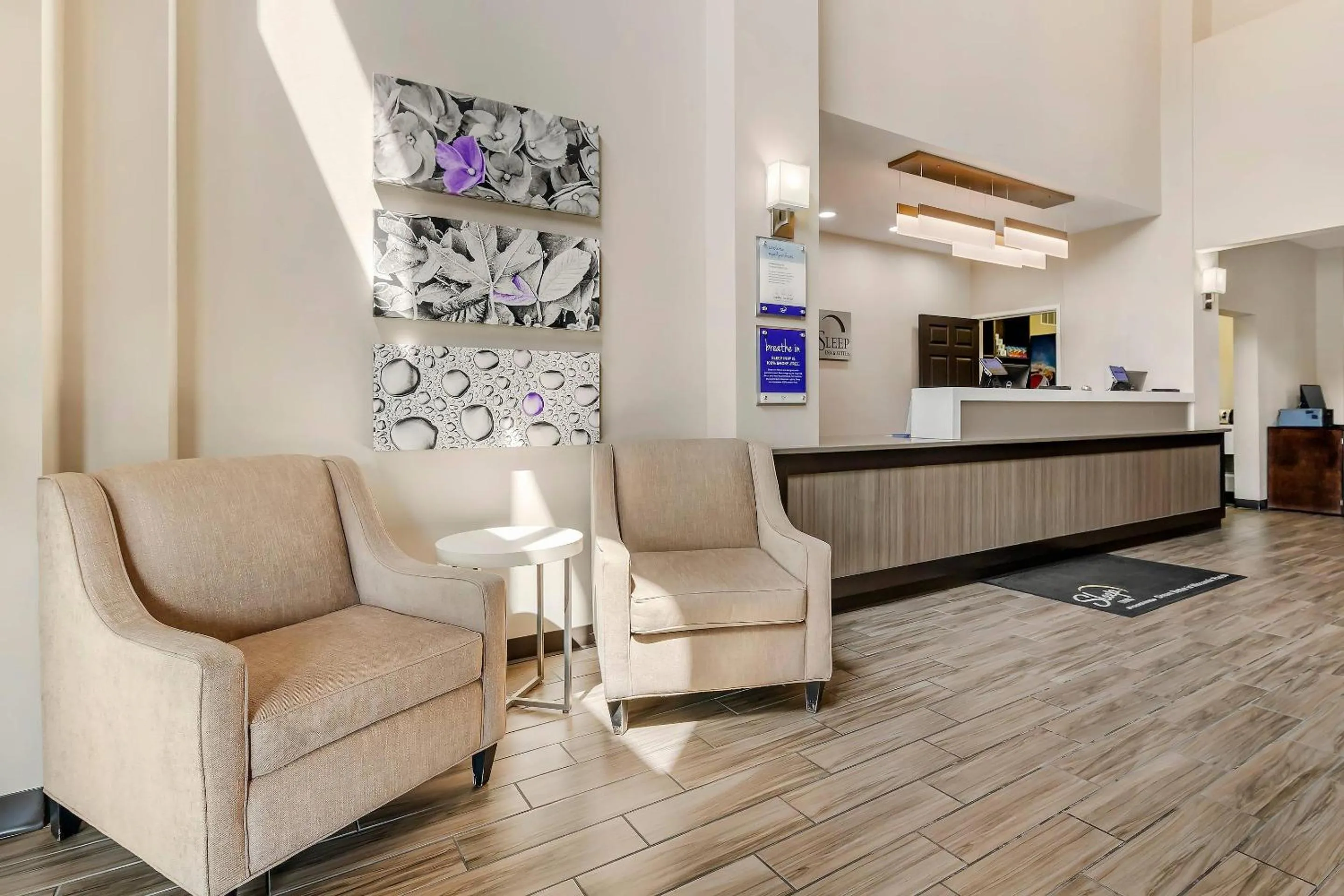 Lobby or reception in Sleep Inn & Suites Wisconsin Rapids