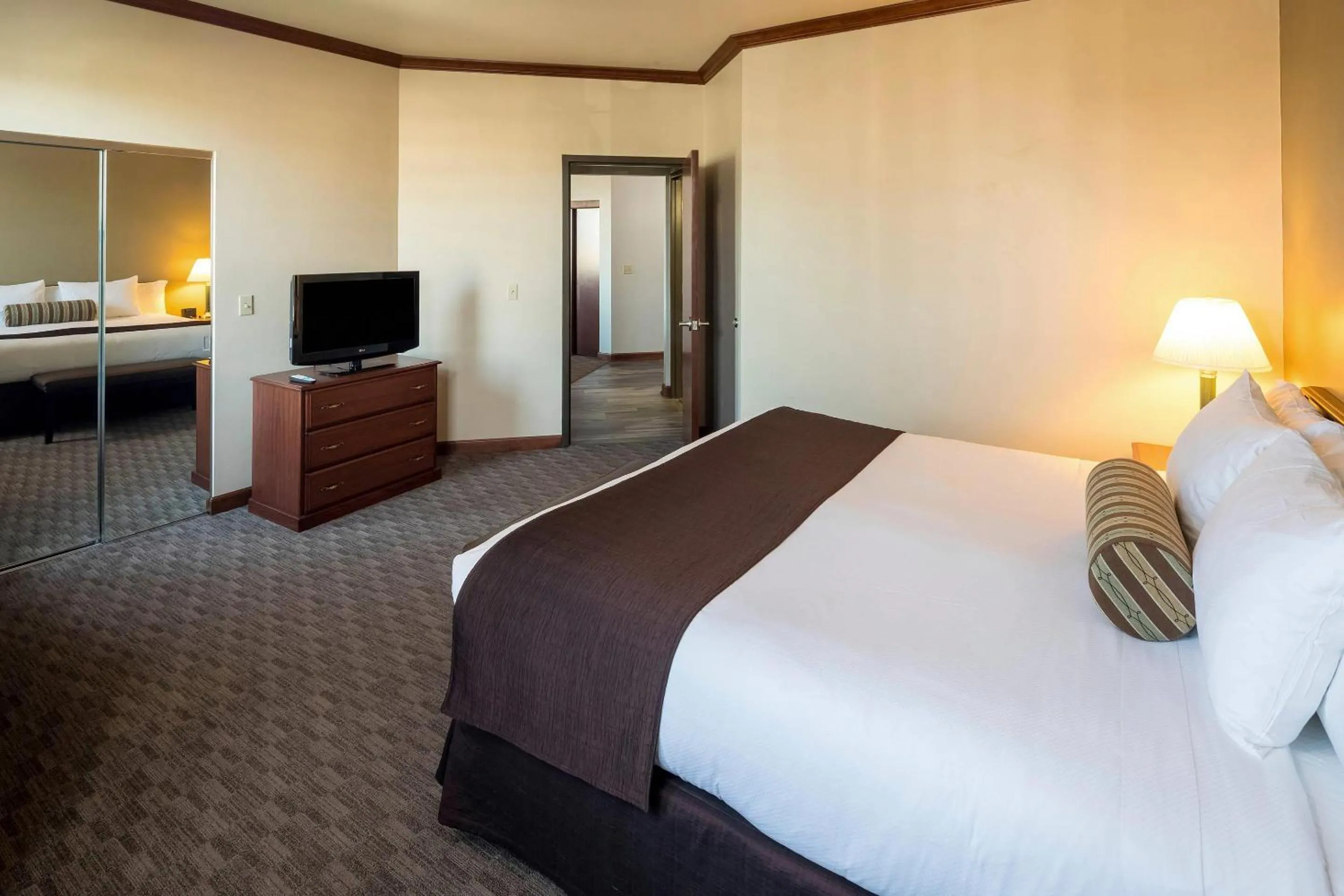 Bedroom, Bed in Kress Inn, an Ascend Collection Hotel