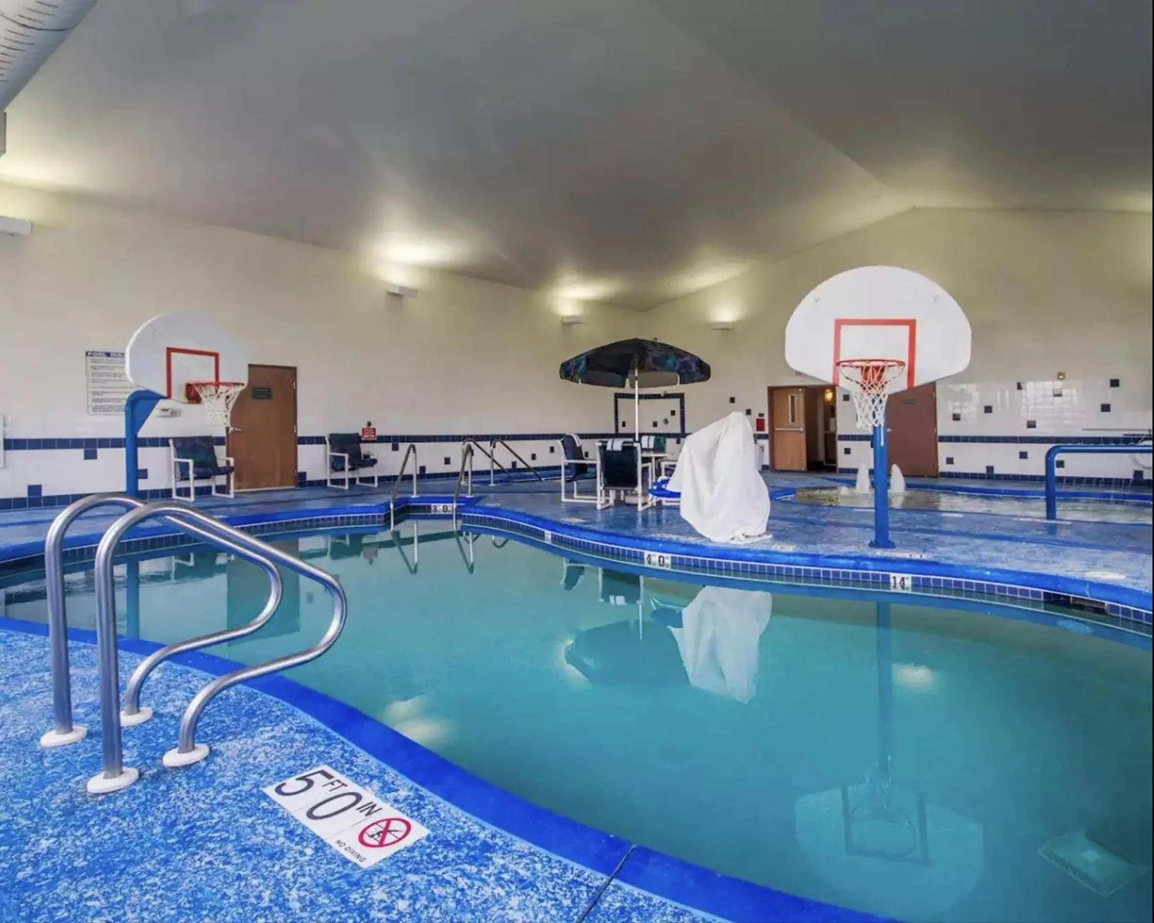 Comfort Inn & Suites Madison North