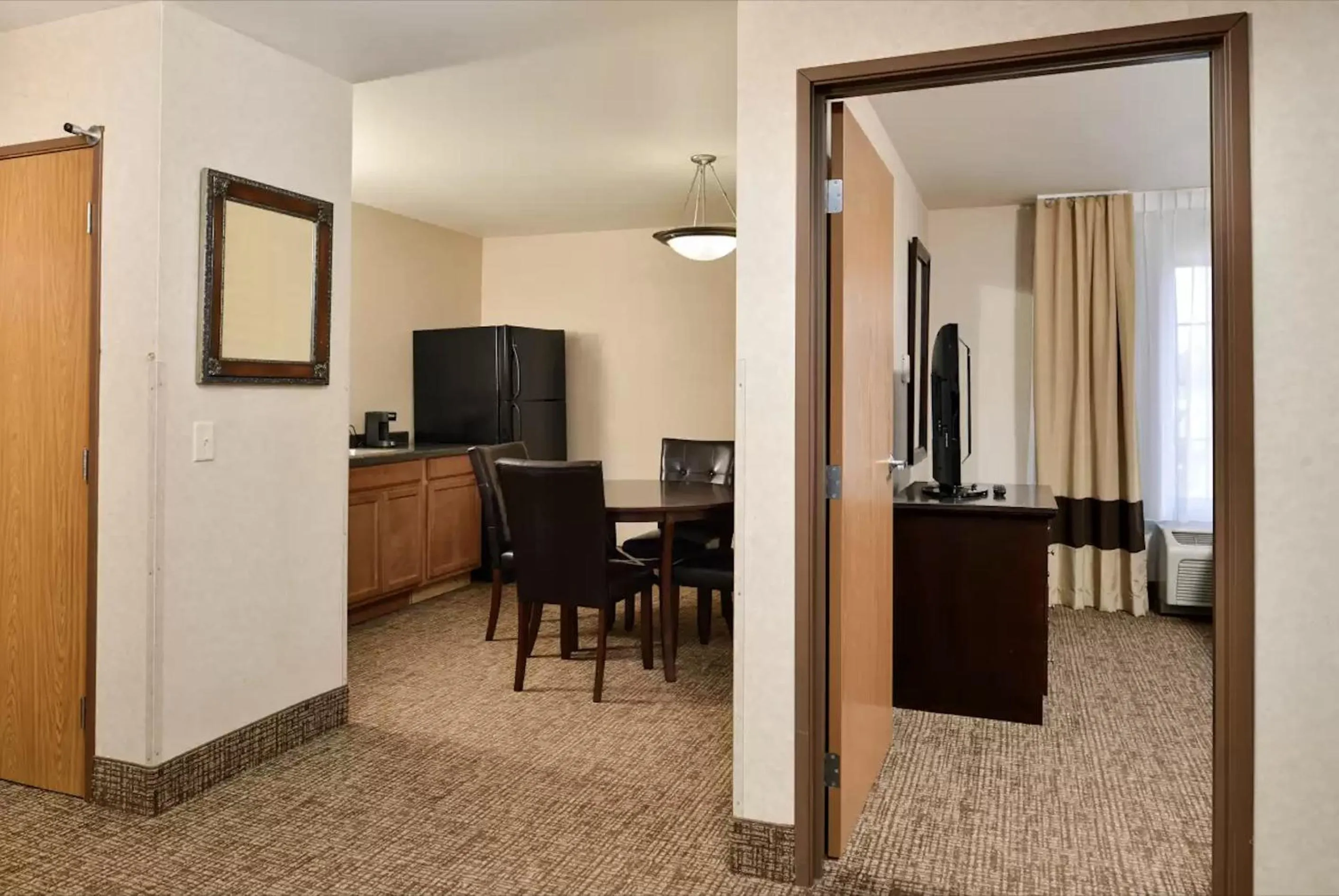 Comfort Inn & Suites Madison North