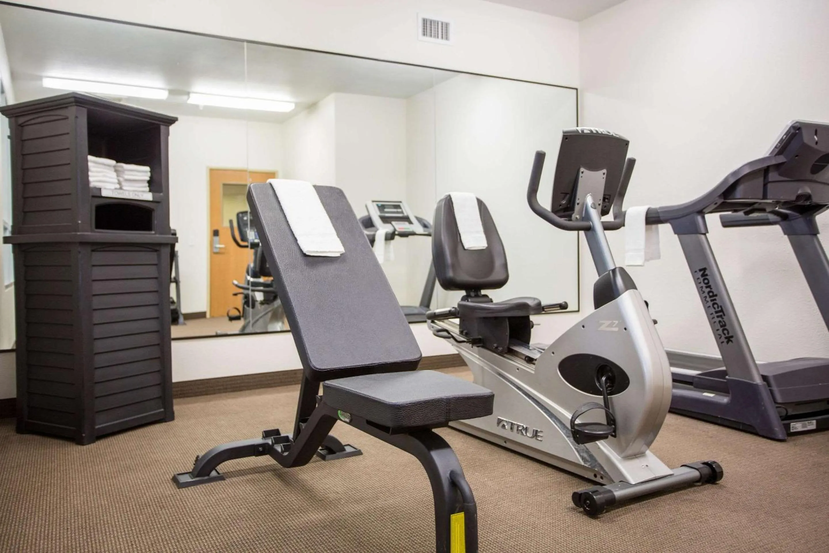 Fitness centre/facilities in Sleep Inn & Suites Conference Center Eau Claire North