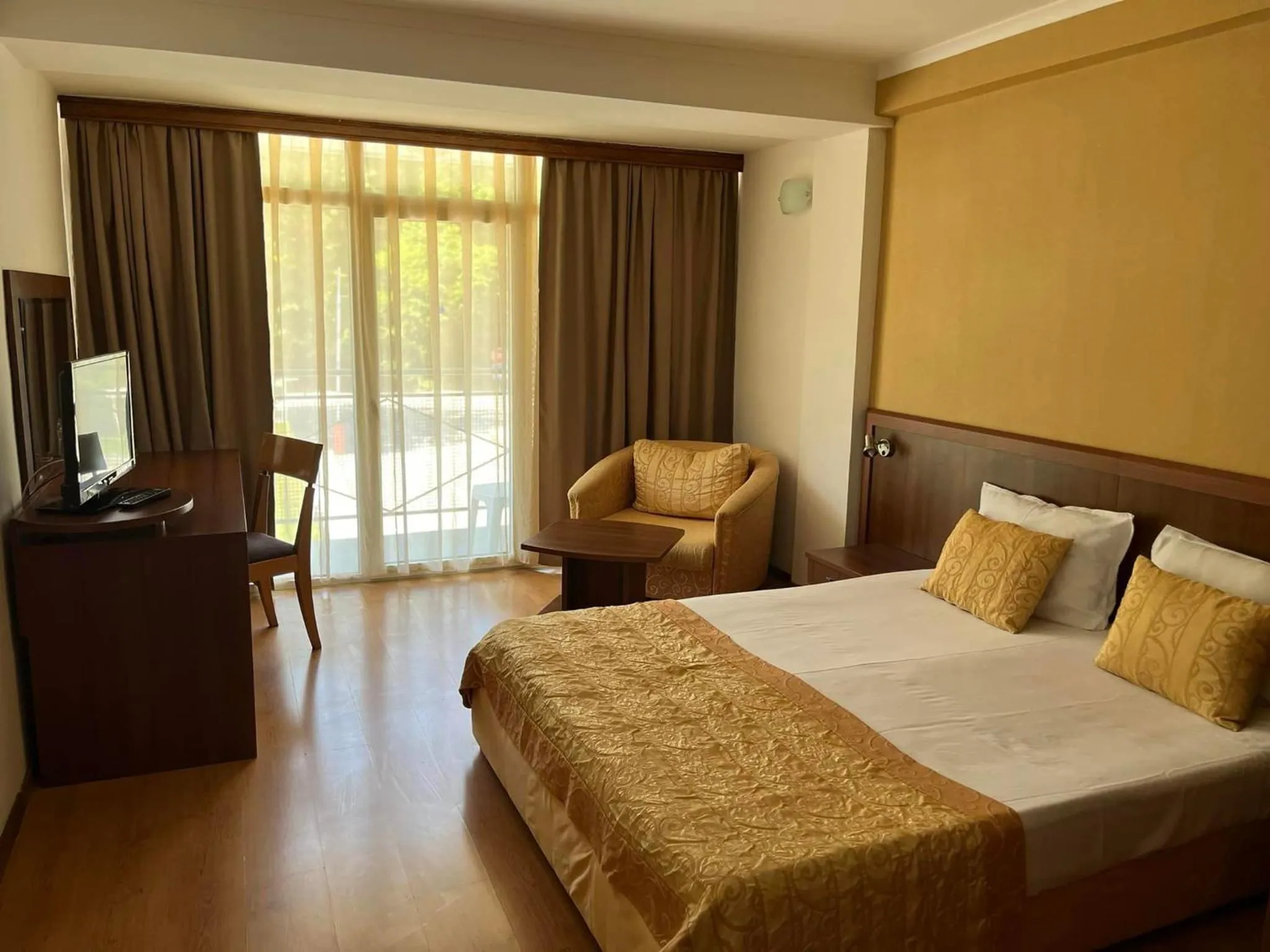 Bedroom, Bed in Park Hotel Perla