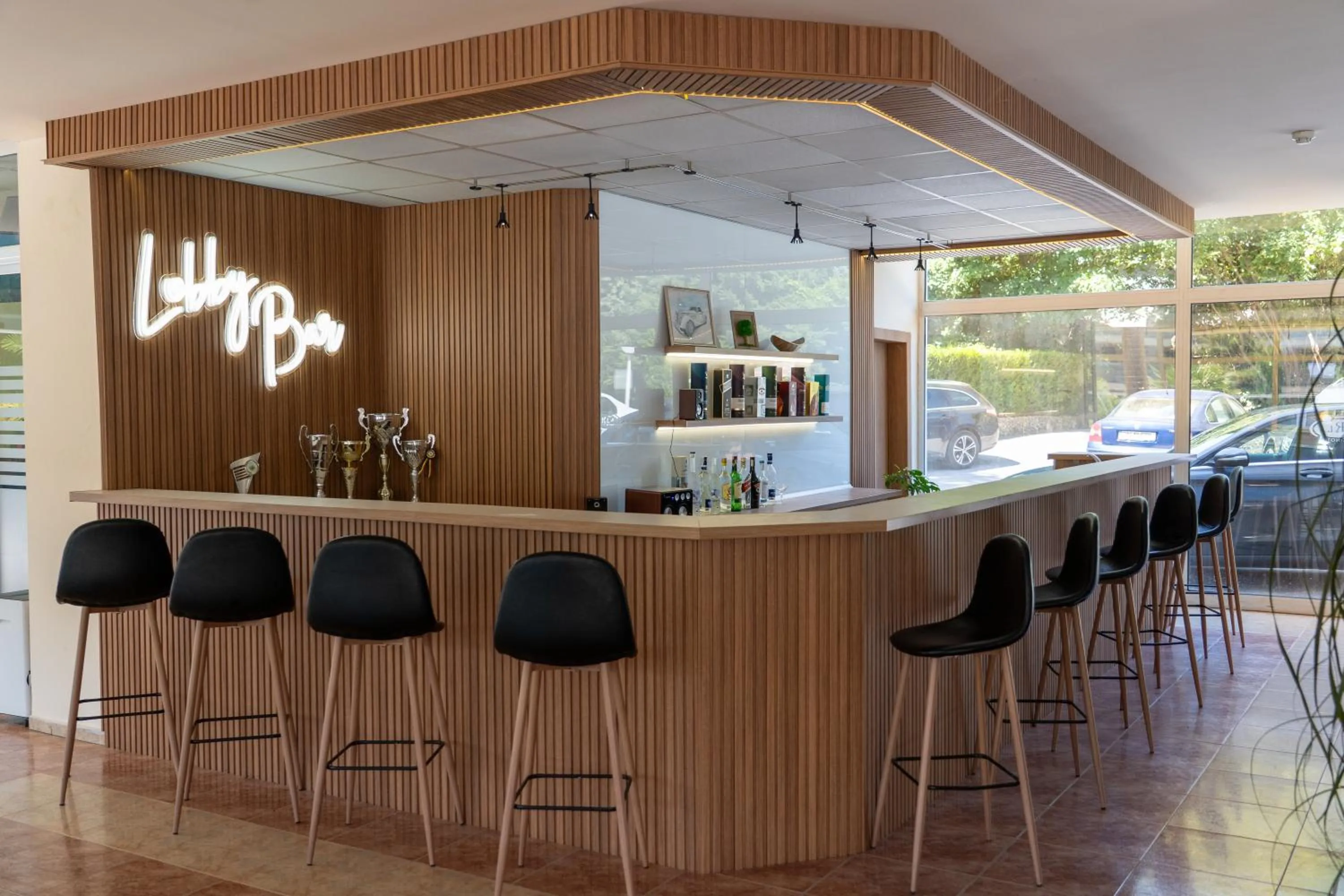 Lounge or bar in Park Hotel Perla