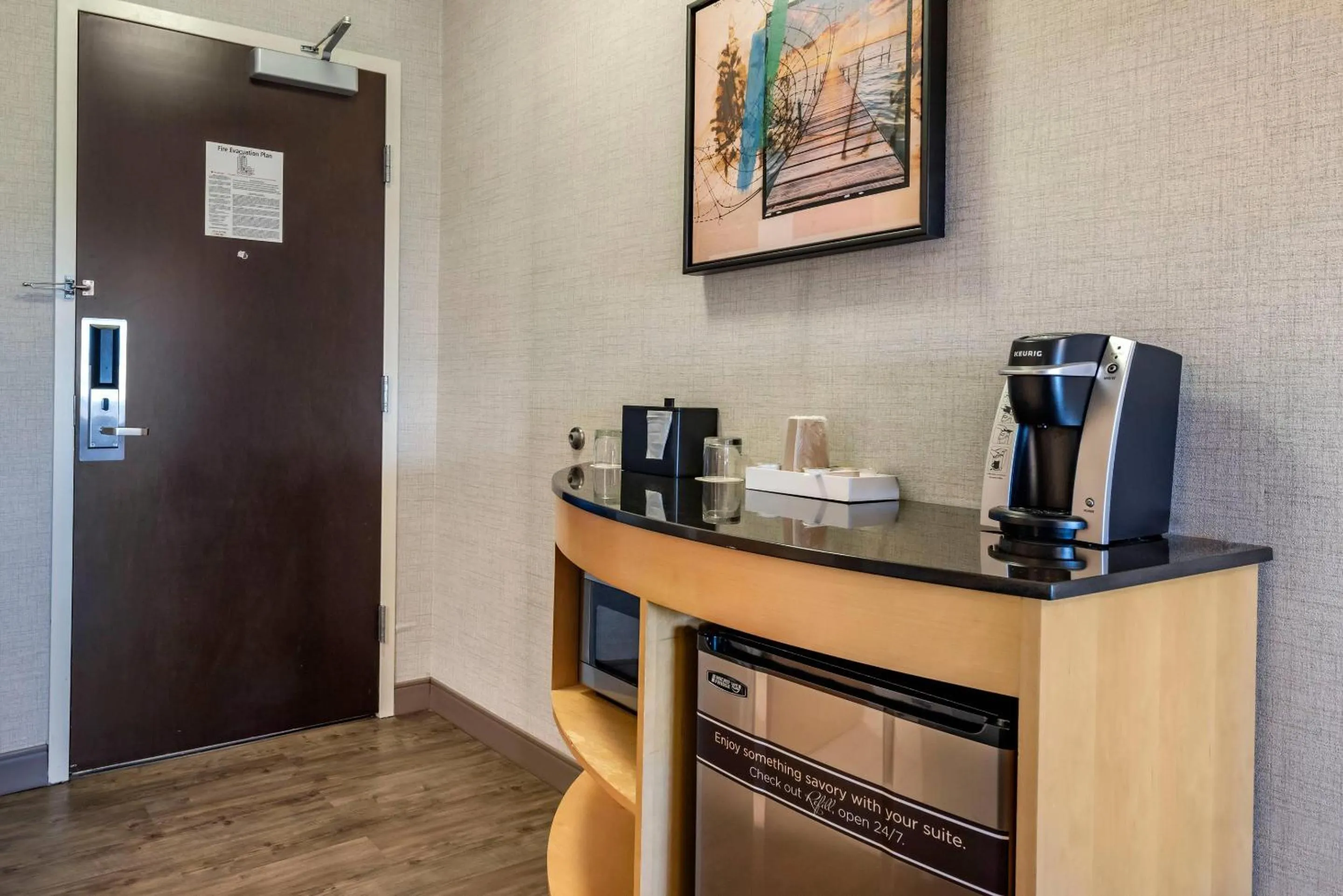 Coffee/tea facilities in Cambria Hotel Madison East