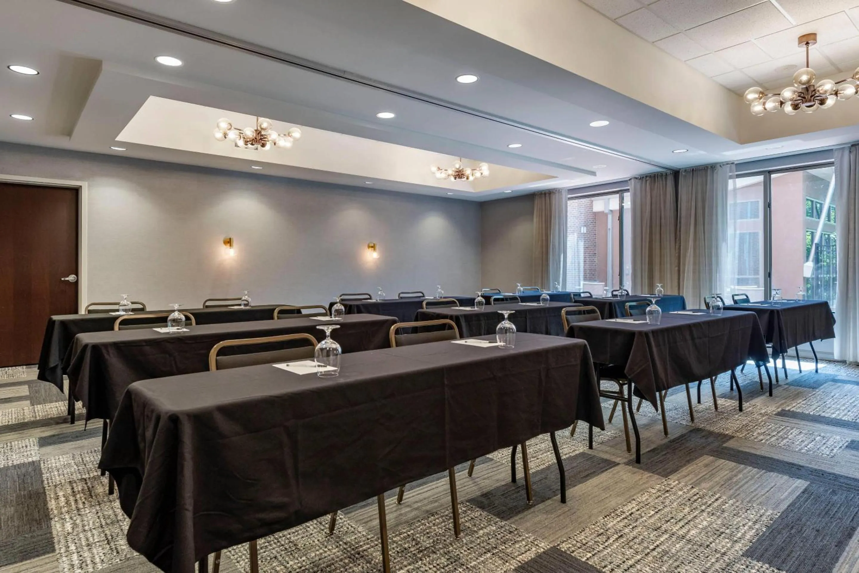 Living room in Cambria Hotel Madison East