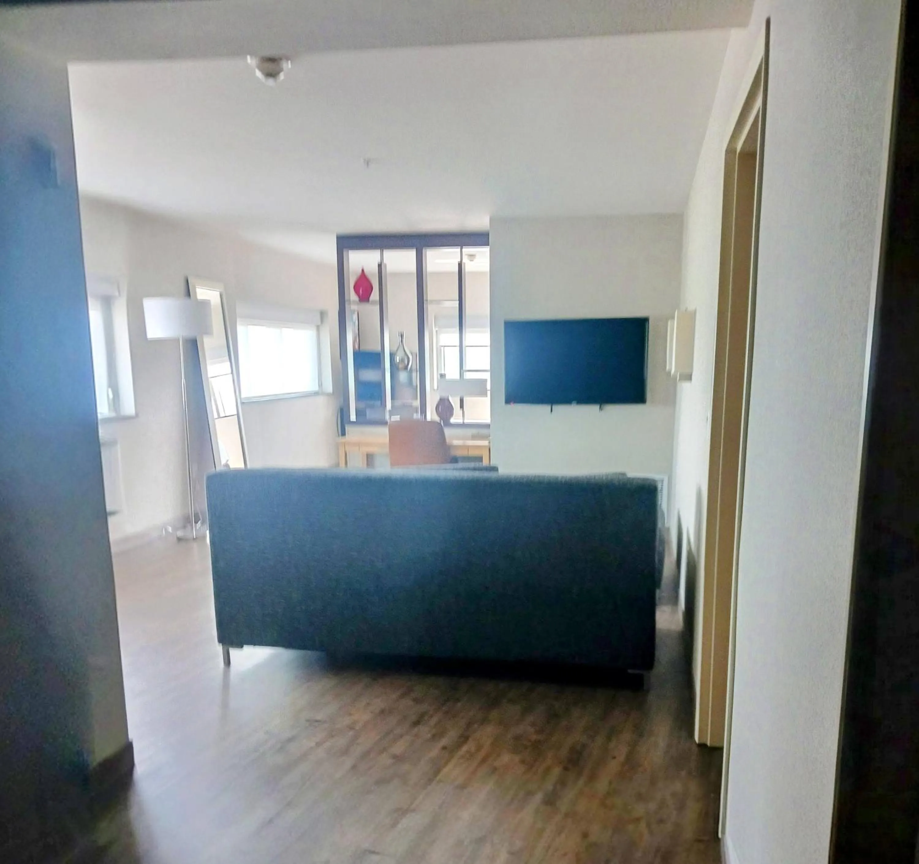 TV and multimedia, Bed in Cambria Hotel Madison East