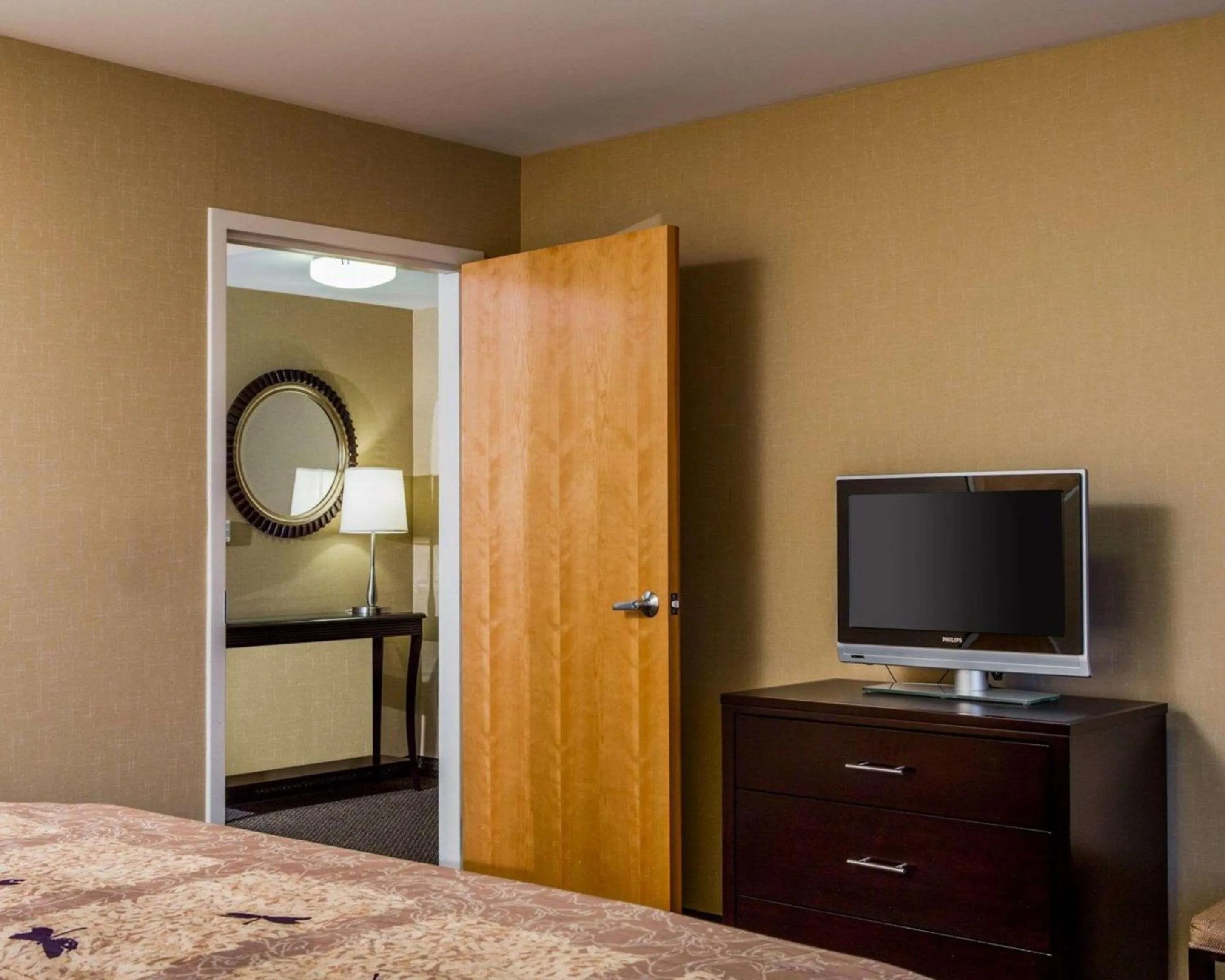 Bedroom, Bed in Cambria Hotel Appleton