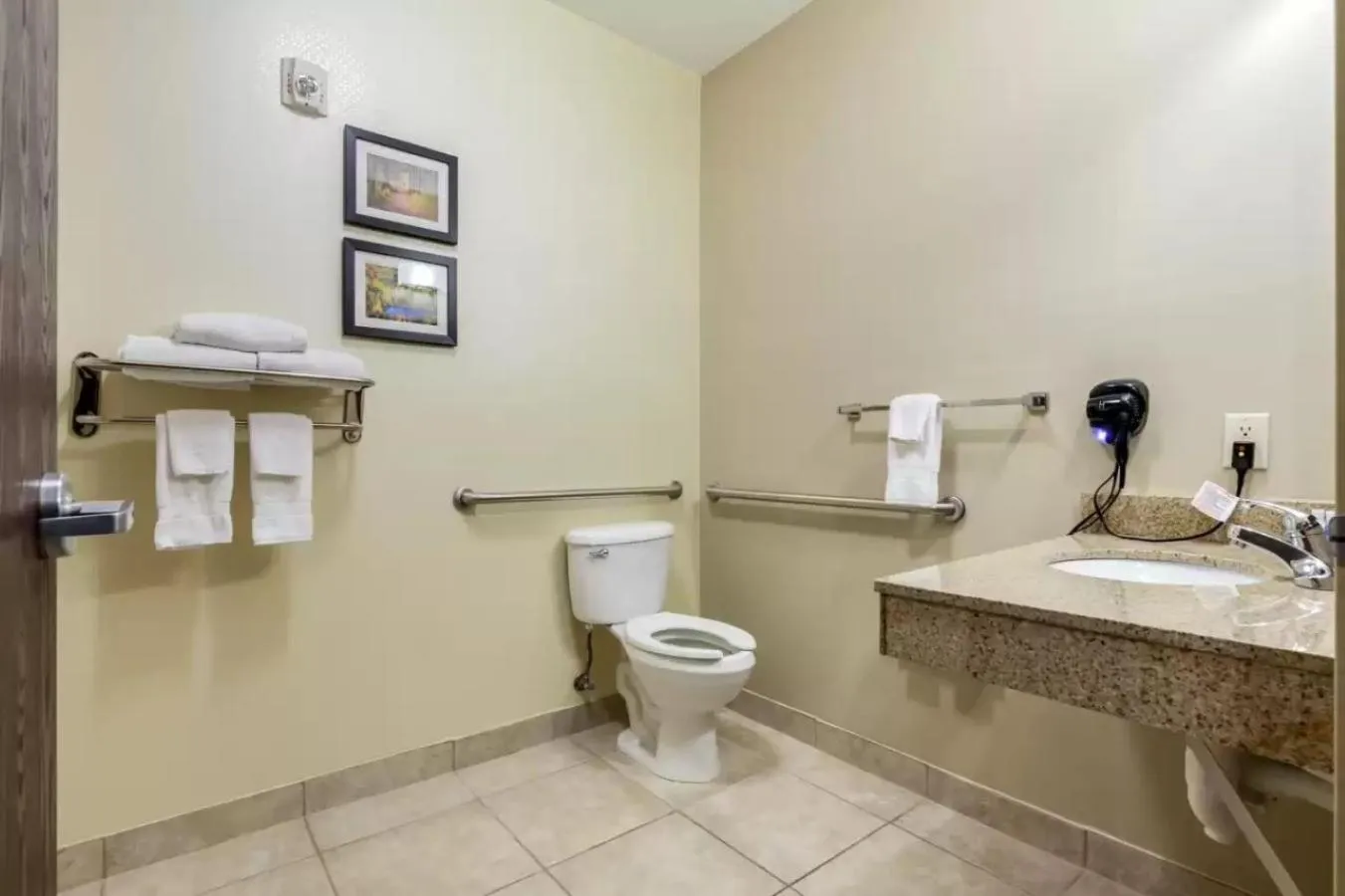 Bathroom in Comfort Inn Plover-Stevens Point