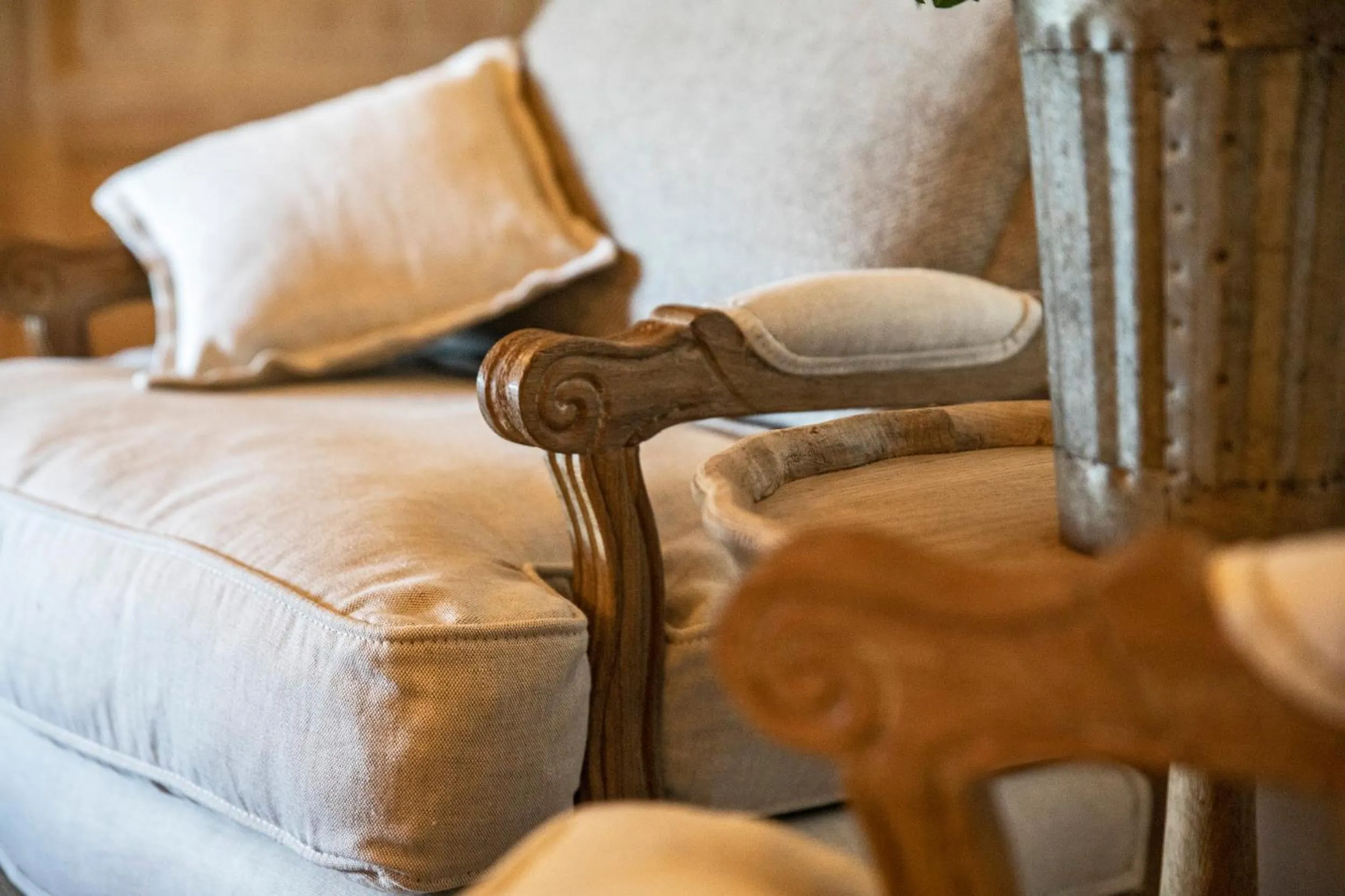 Decorative detail, Bed in Capanna Suites