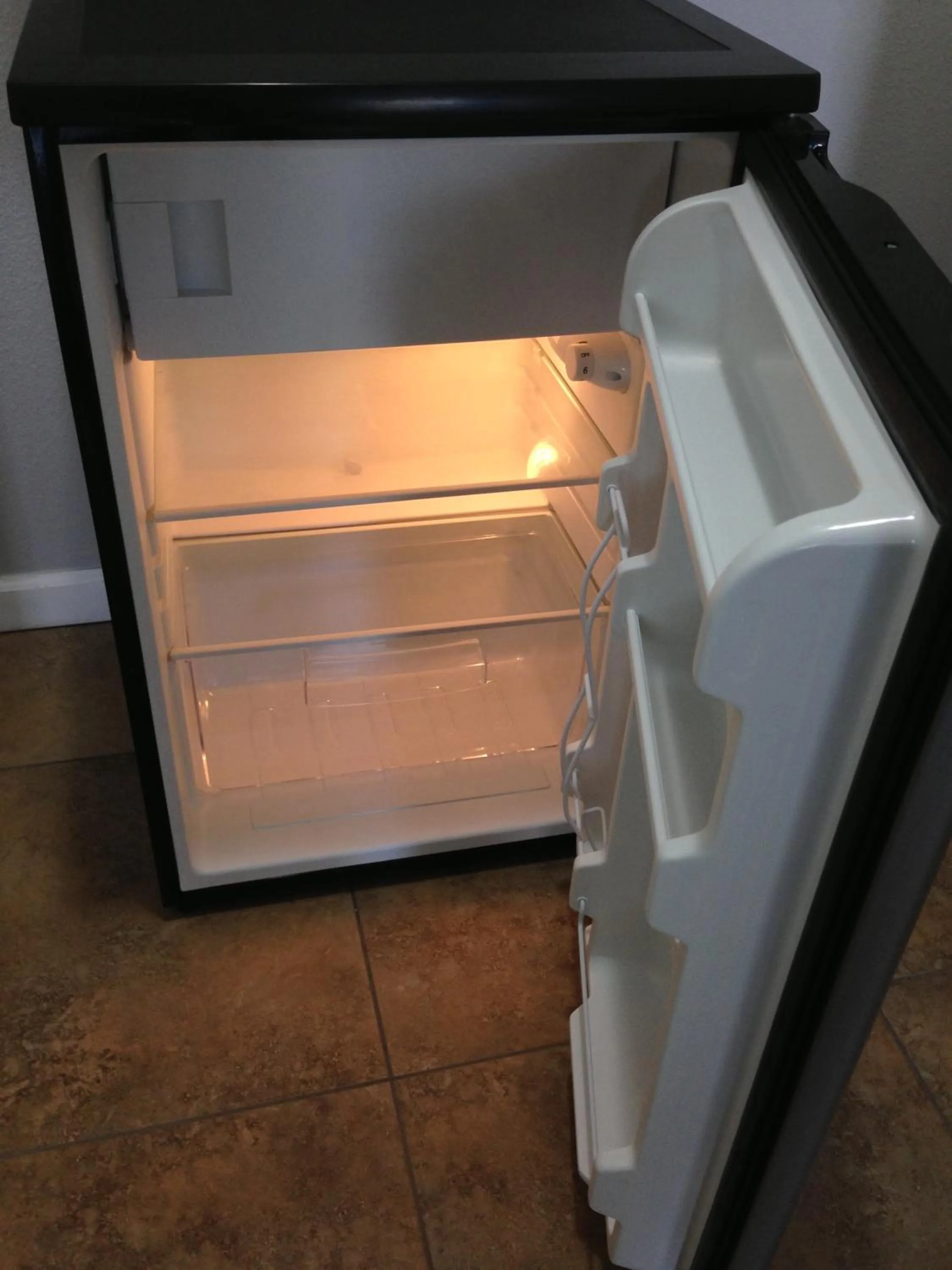 Kitchen or kitchenette in Sterling Gardens