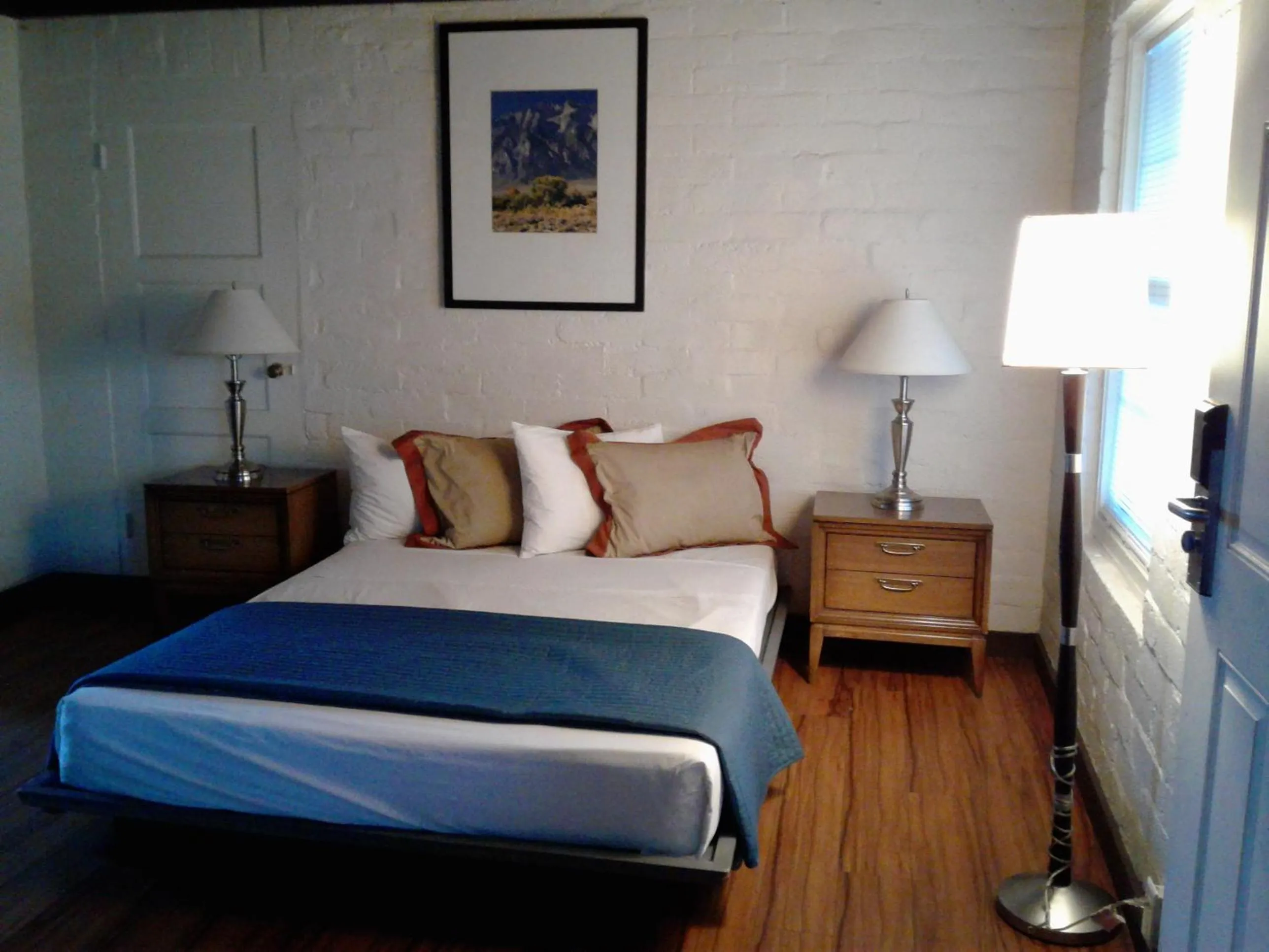 Bed in Sterling Gardens