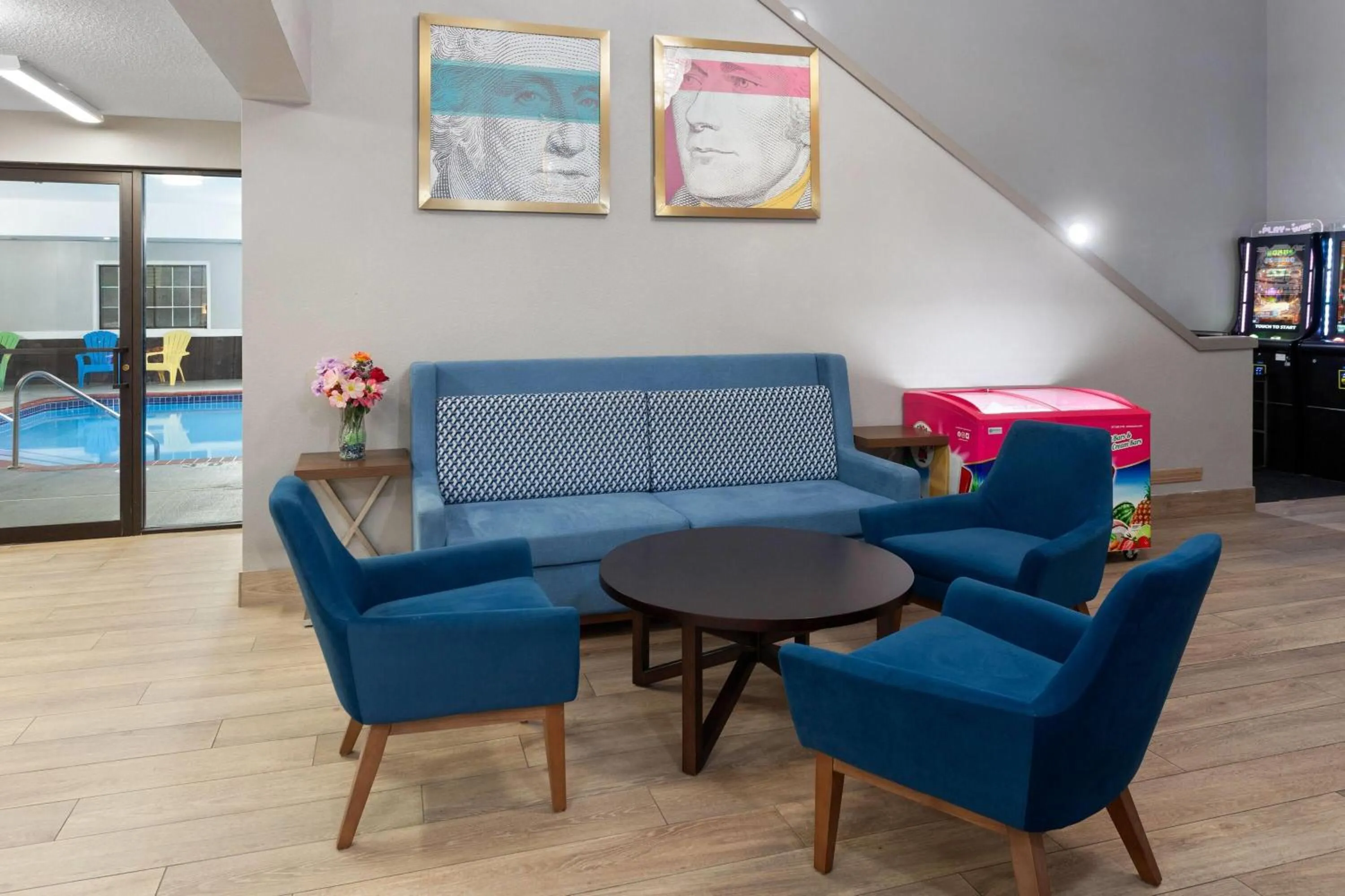 Lobby or reception in AmericInn by Wyndham Reedsburg