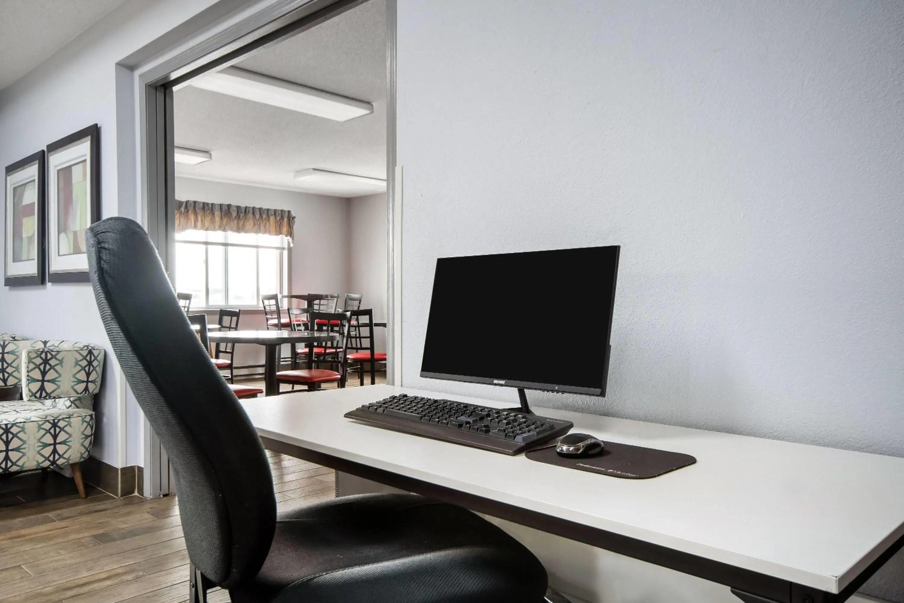 Business facilities in Baymont by Wyndham Marinette