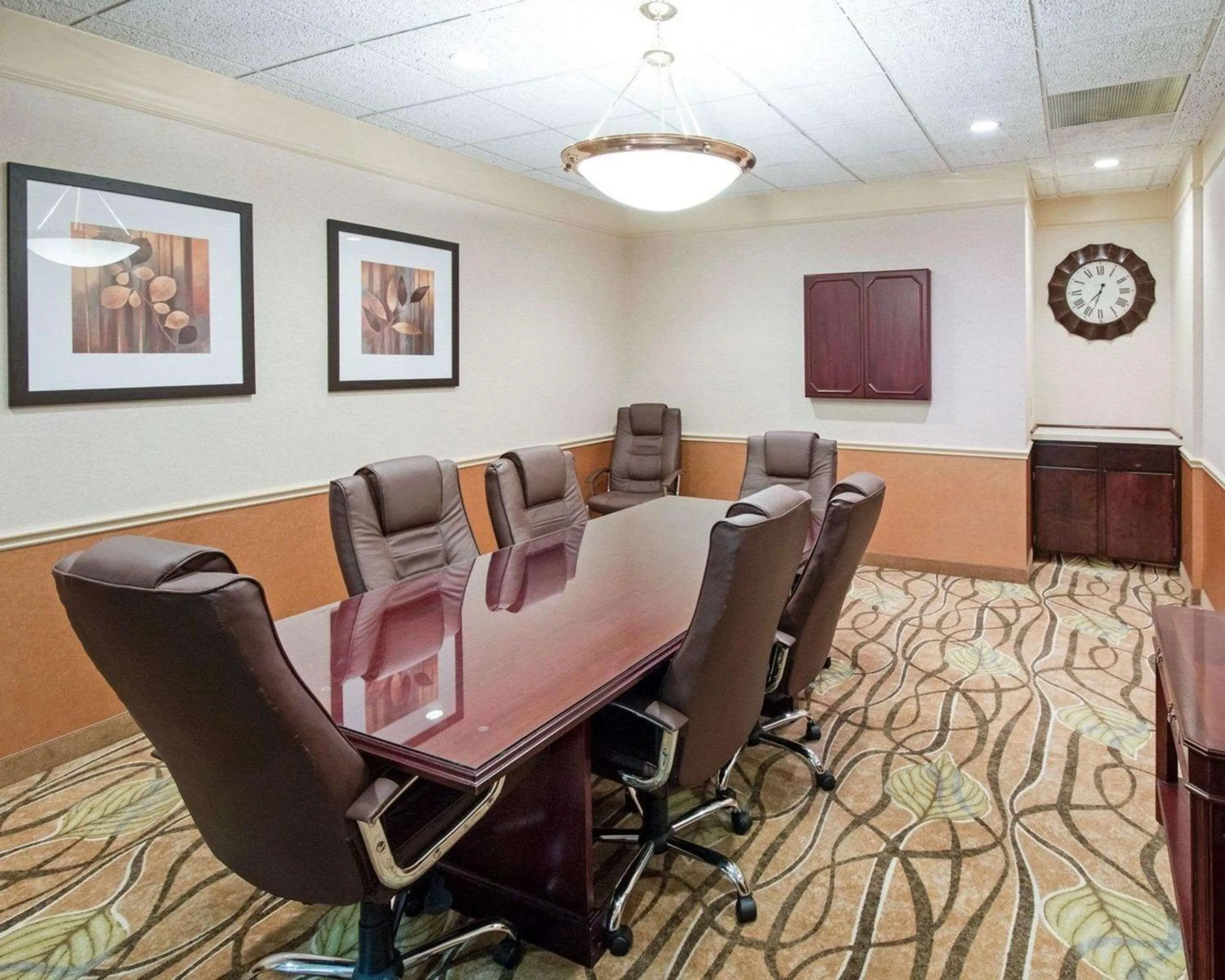 Meeting/conference room in Comfort Suites Parkersburg South
