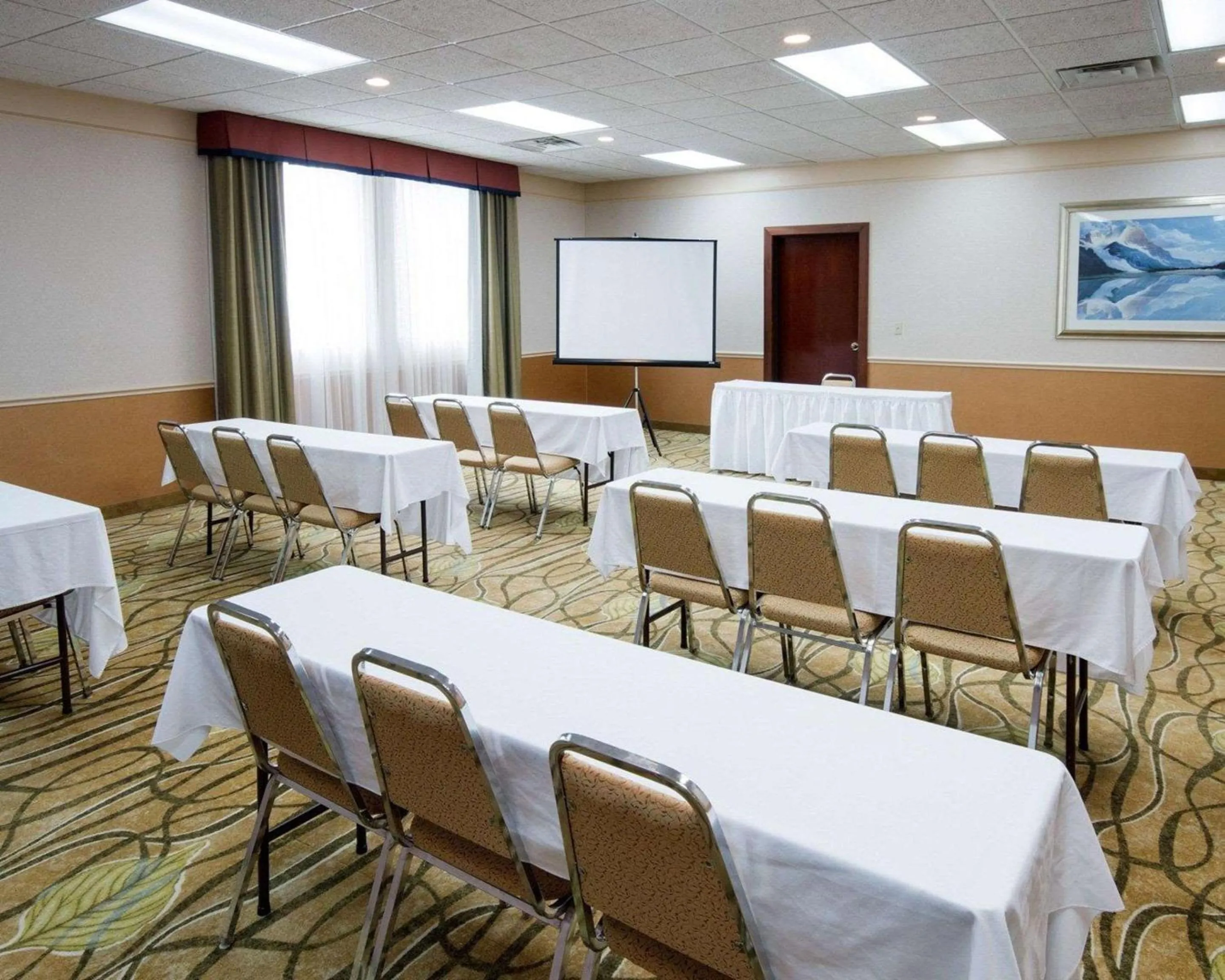 Meeting/conference room in Comfort Suites Parkersburg South