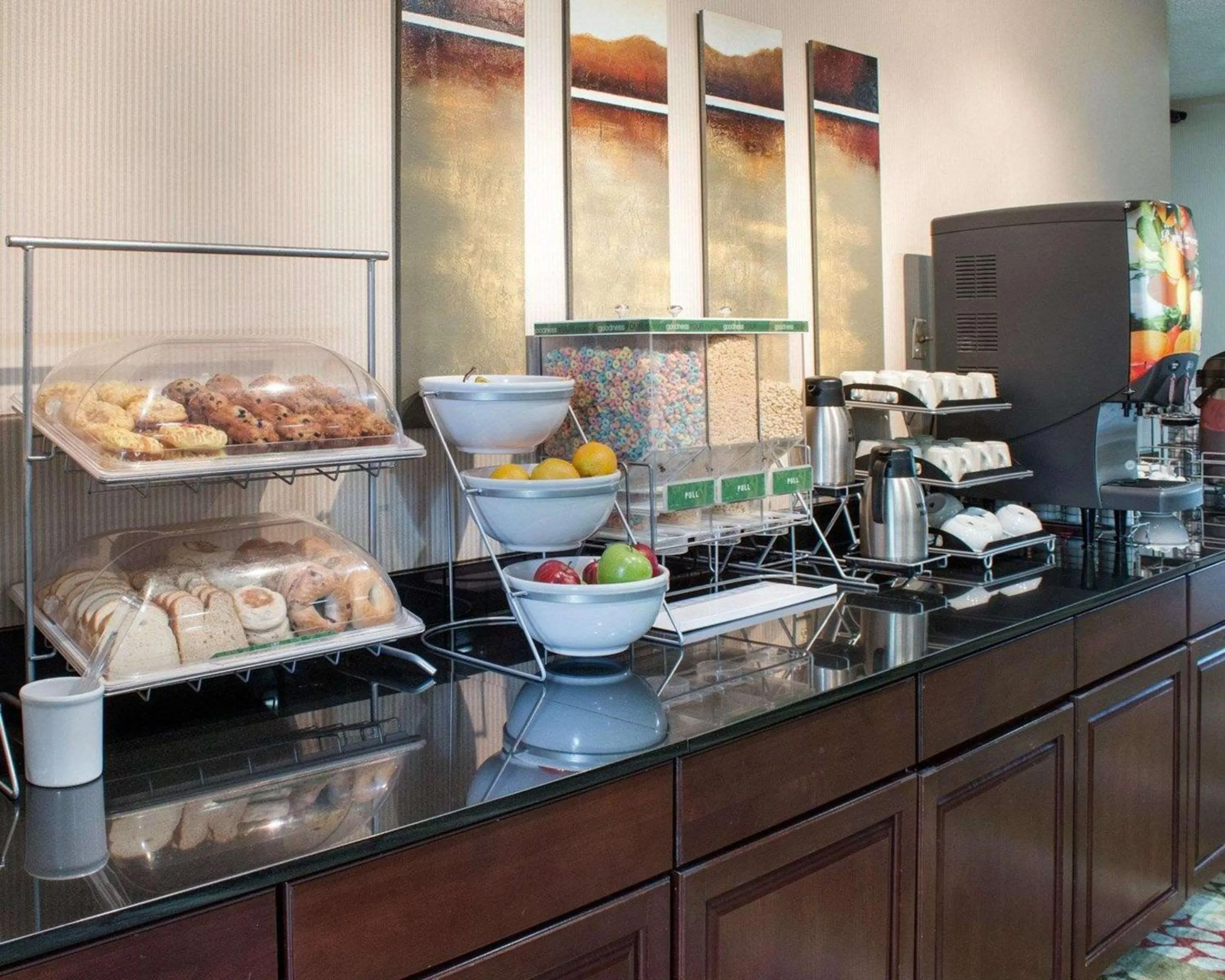 Breakfast in Comfort Suites Parkersburg South