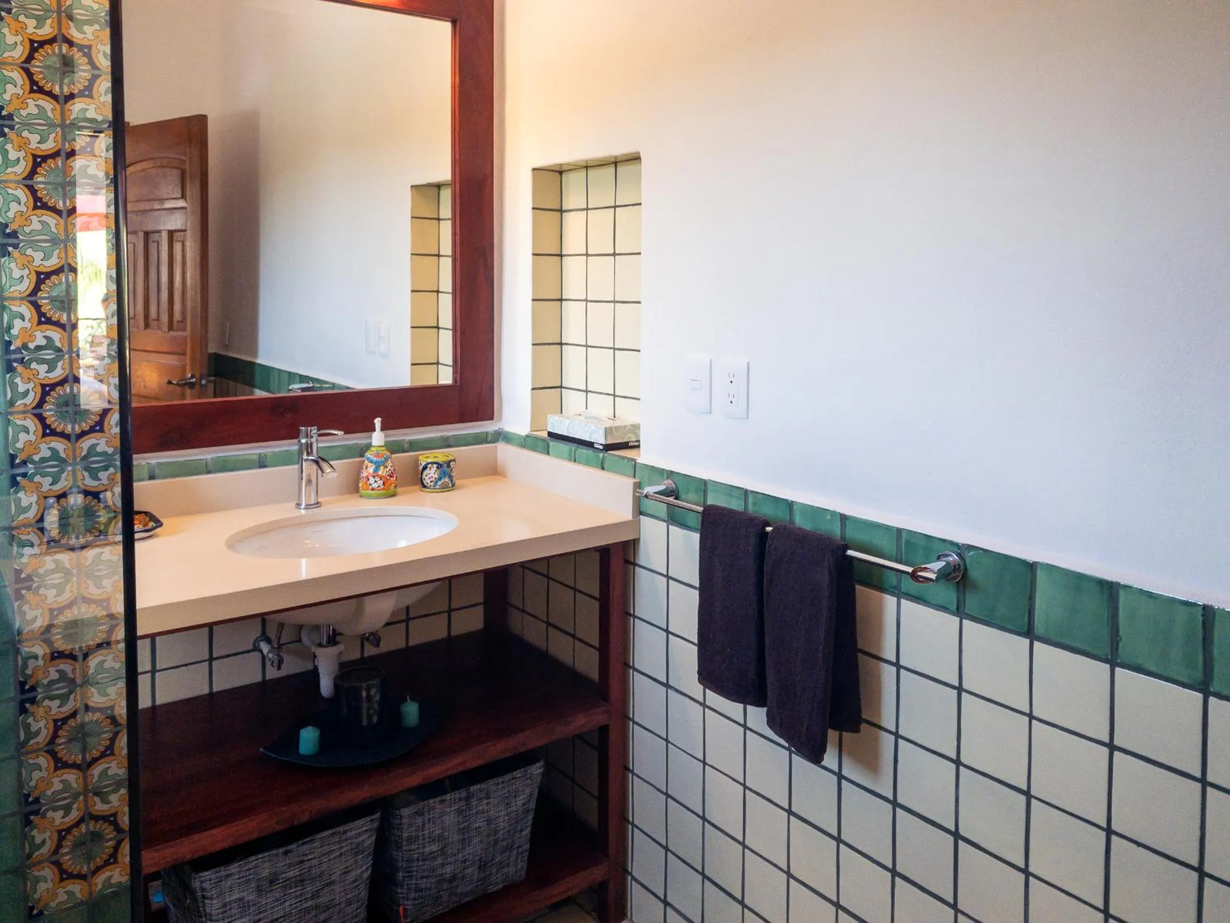 Shower in Casa Zarah - Hacienda Family Home - Pool and 2-Block to Beach