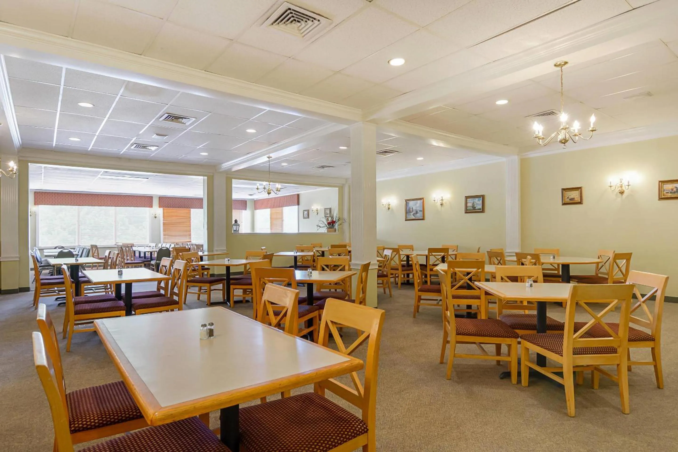 Breakfast in Clarion Inn Harpers Ferry-Charles Town