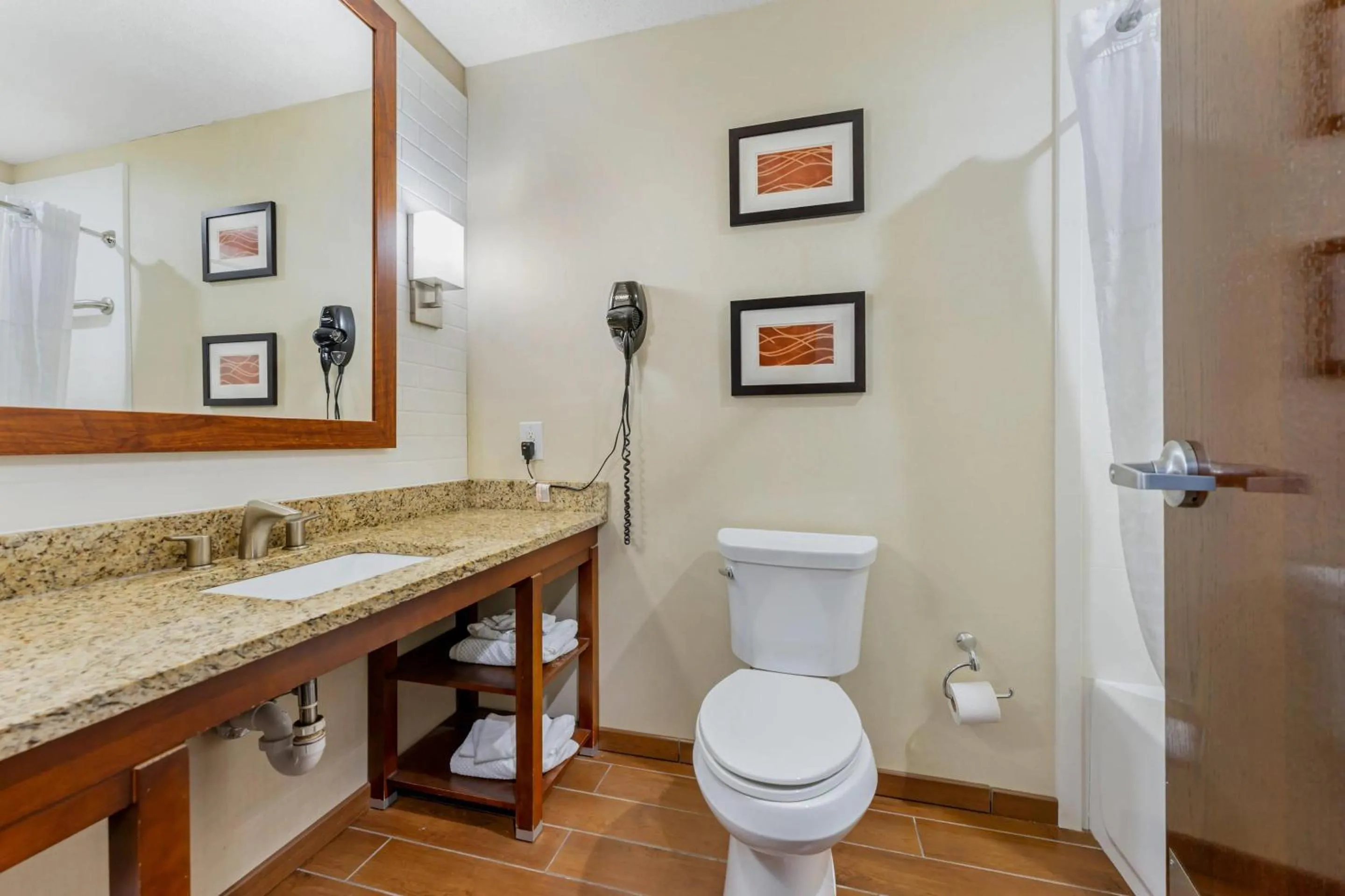 Bedroom in Comfort Inn & Suites Triadelphia - Wheeling