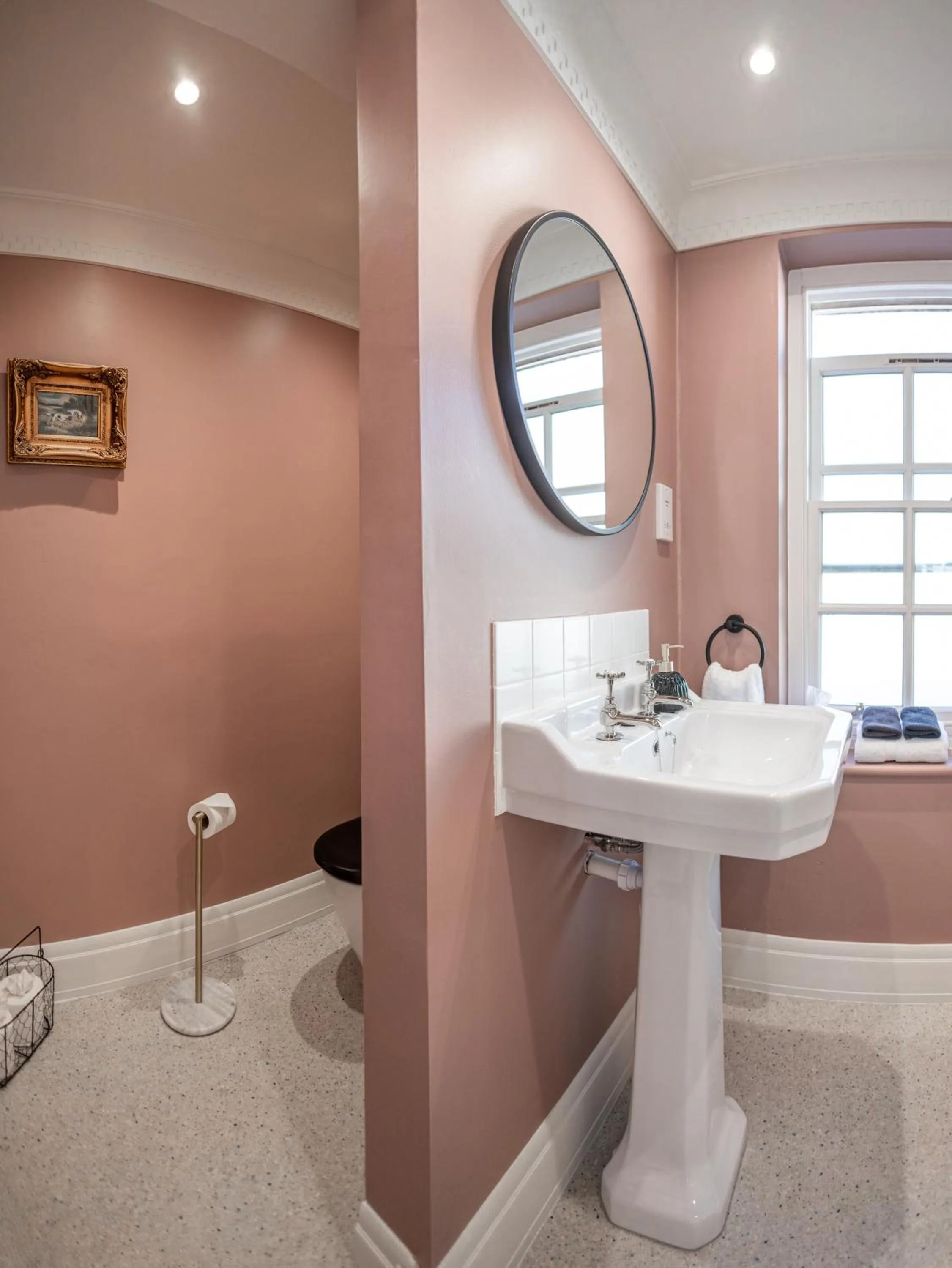 Toilet in House Arundel