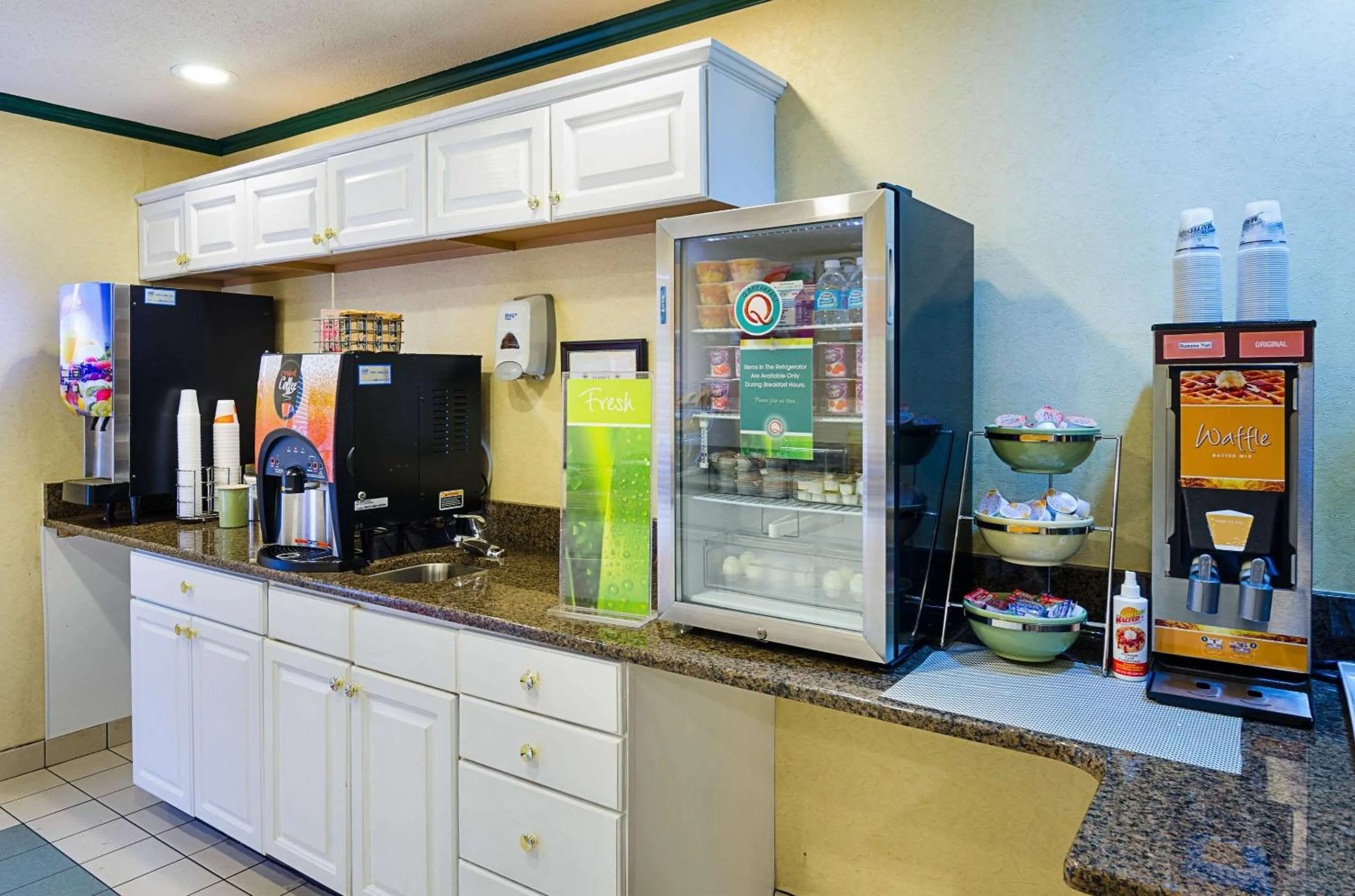 Restaurant/places to eat in Quality Inn Princeton