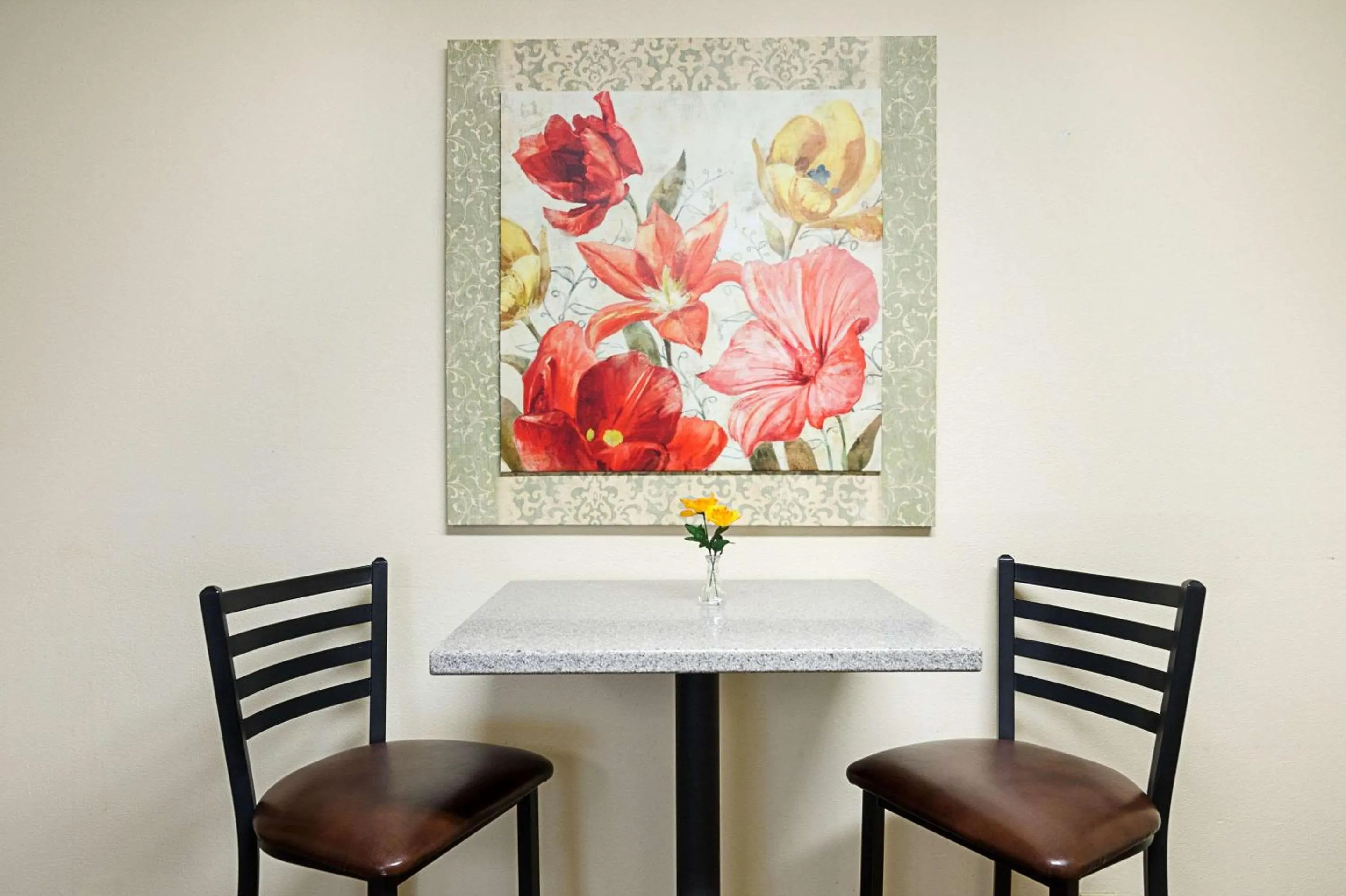 Restaurant/places to eat in Quality Inn Princeton