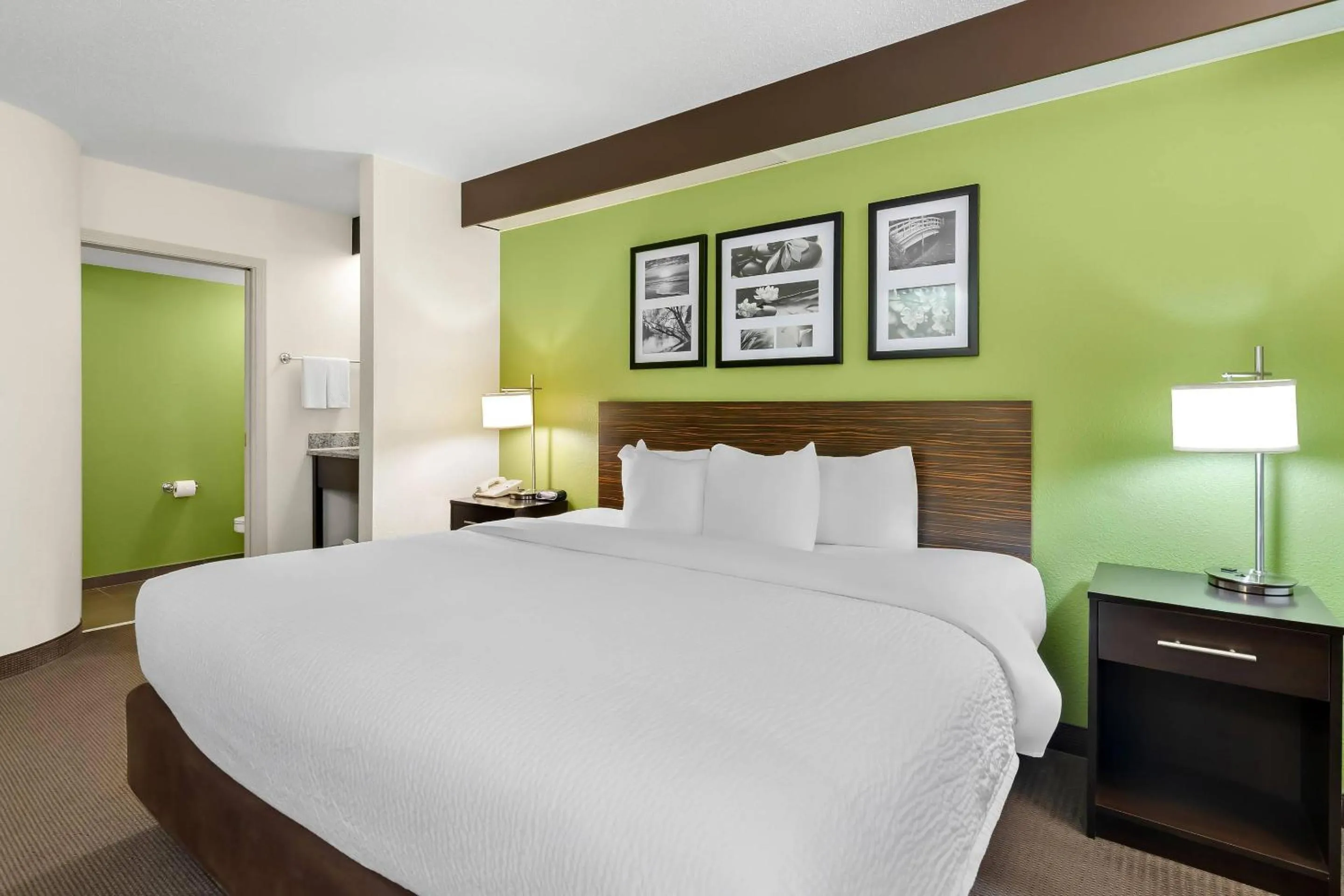 Bedroom, Bed in Sleep Inn & Suites Princeton I-77