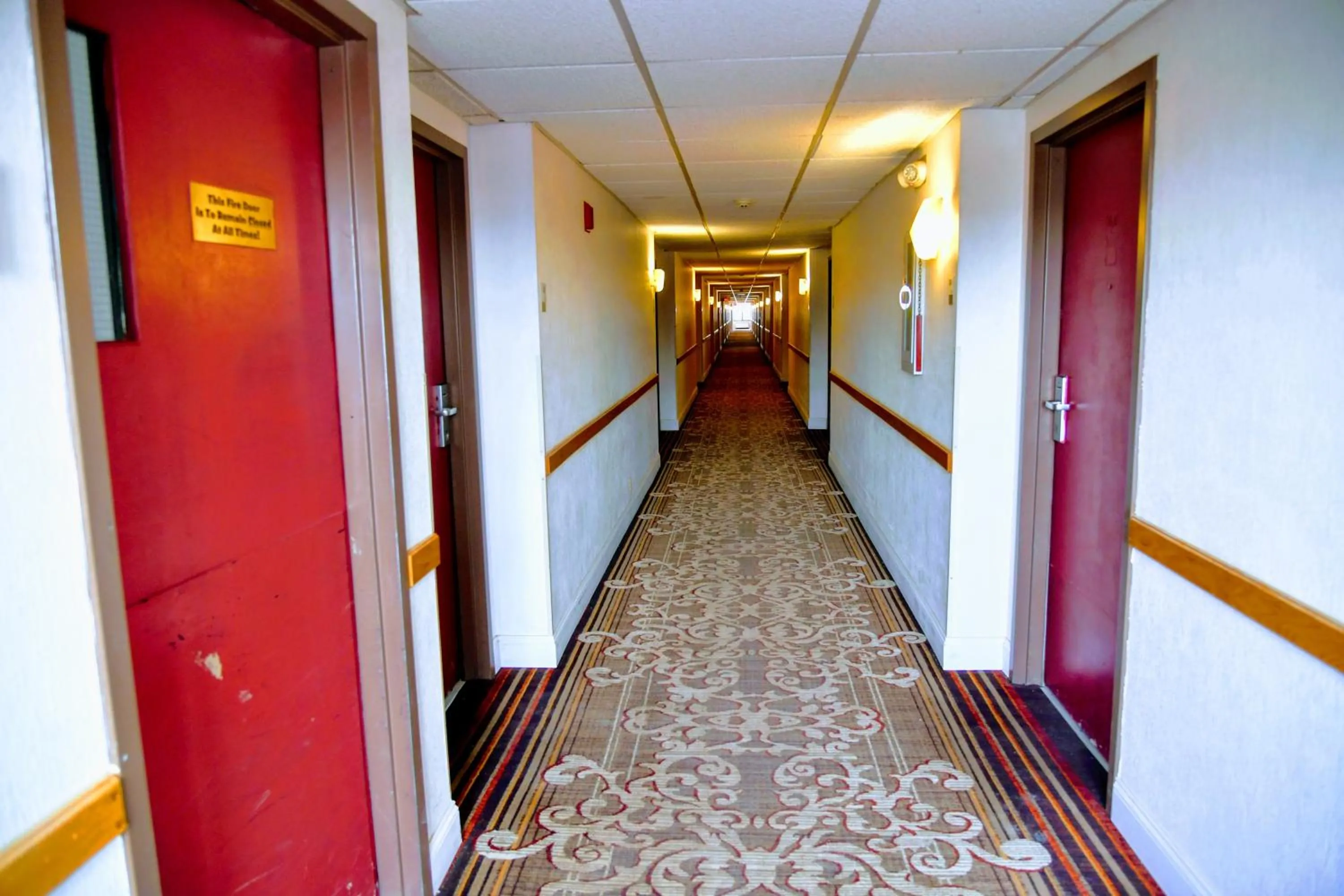 Facade/entrance in Douglas Inn and Conference Center