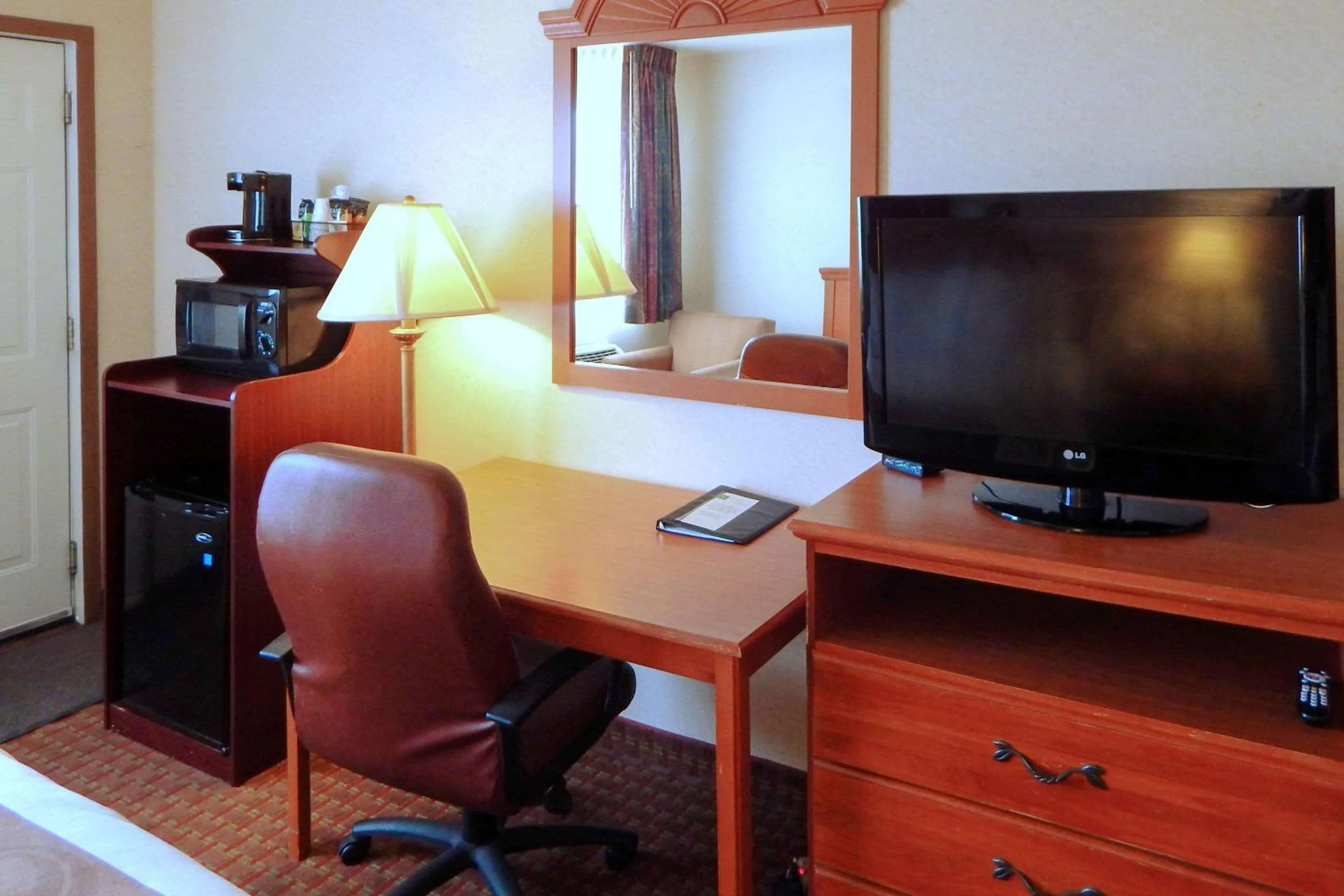 Photo of the whole room in Quality Inn Sheridan