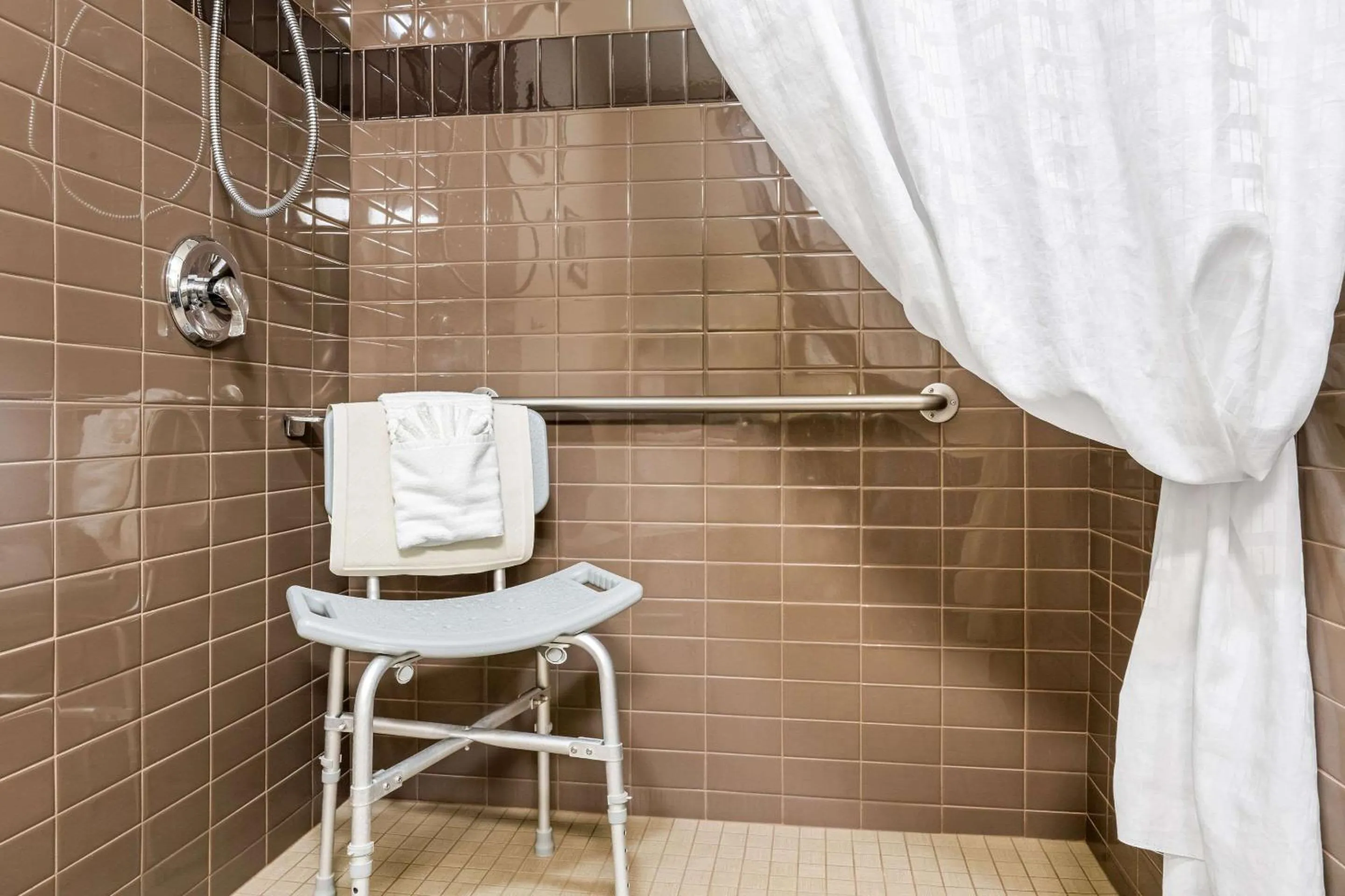 Bedroom in Comfort Inn Worland Hwy 16 to Yellowstone