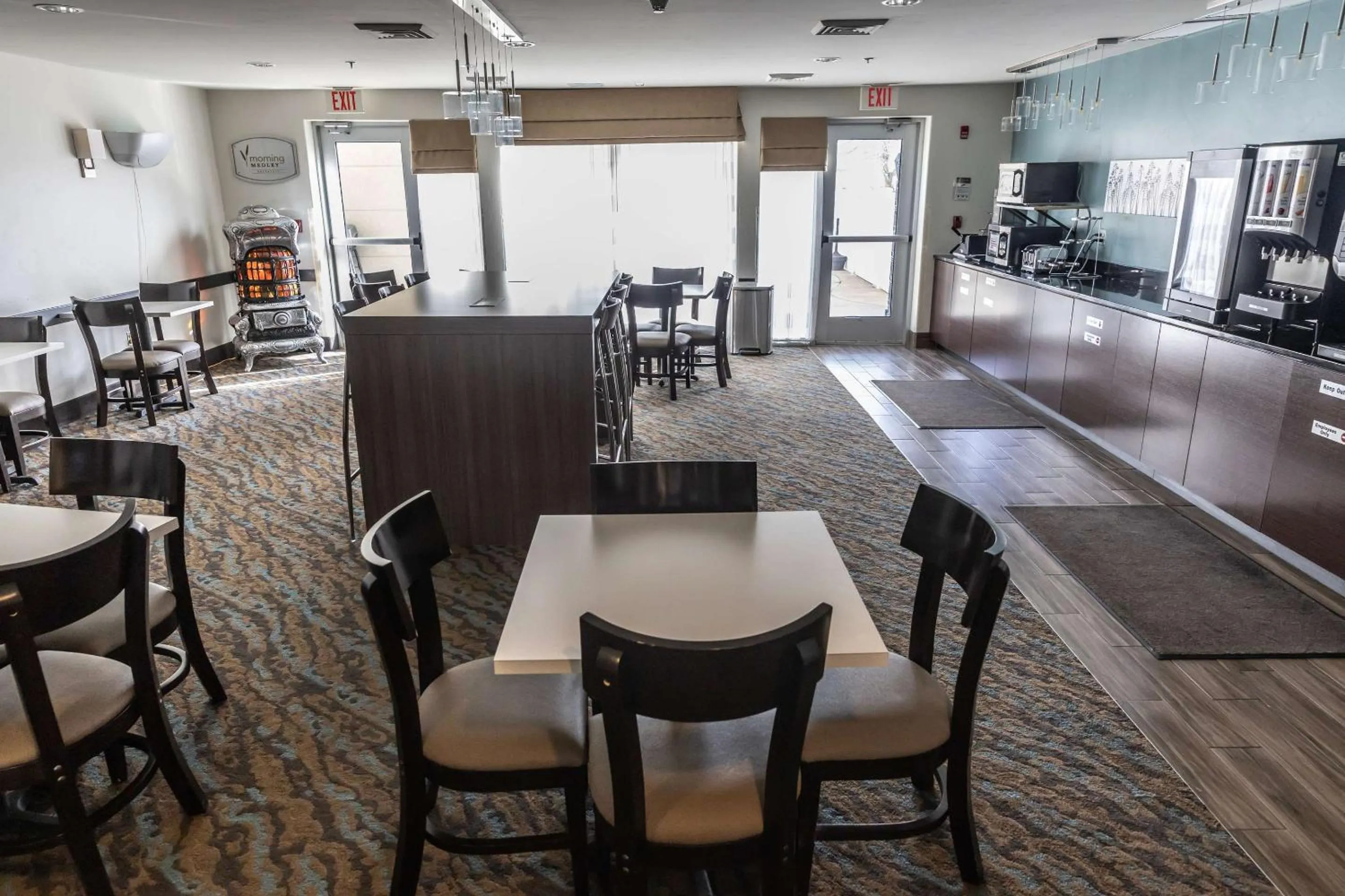 Breakfast in Sleep Inn & Suites Evansville - Casper