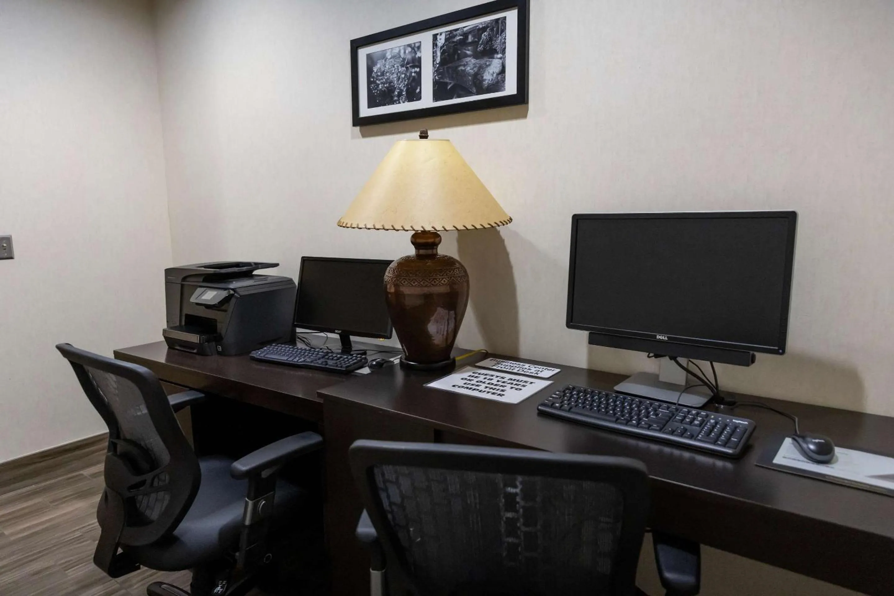 Business facilities in Sleep Inn & Suites Evansville - Casper