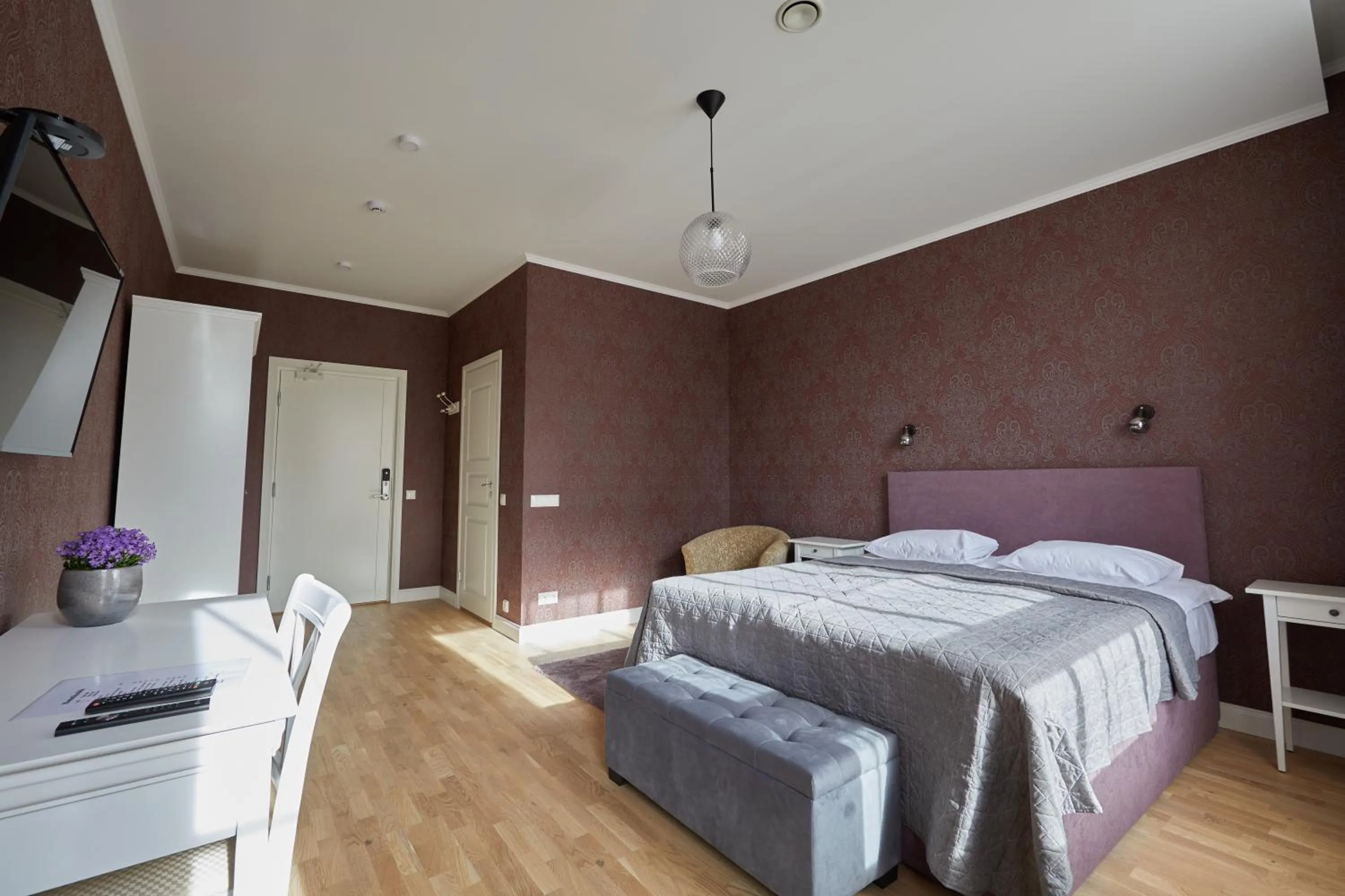 Bed in Rohuaia Apartments