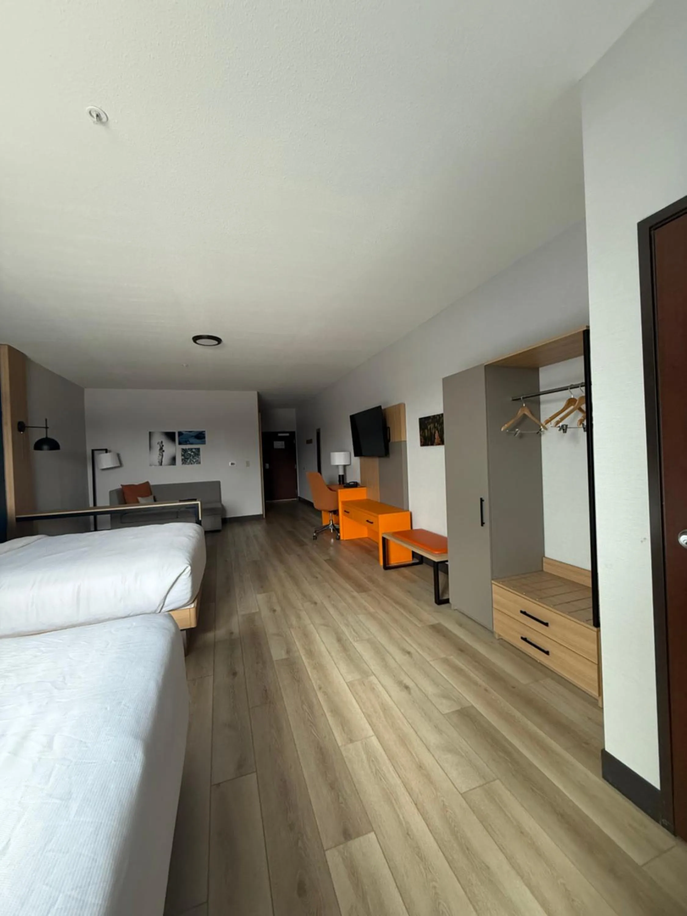 Bed in Comfort Suites Cheyenne