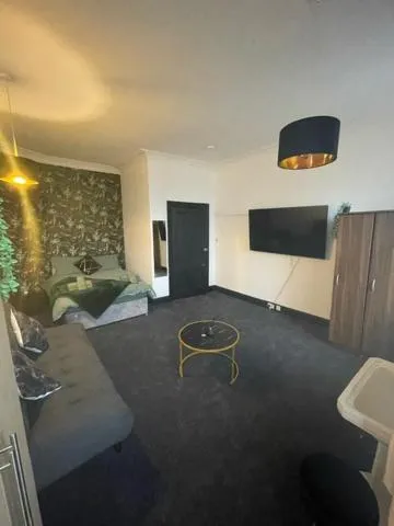 Bed in Carlton Hotel