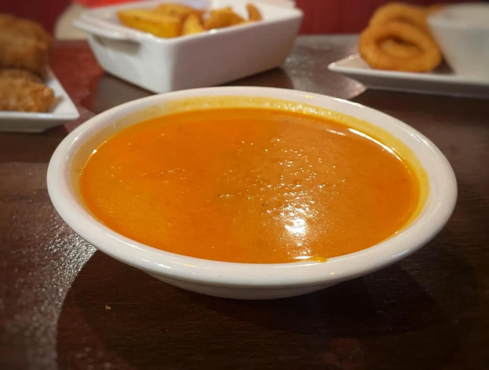 Restaurant/places to eat in Carlton Hotel