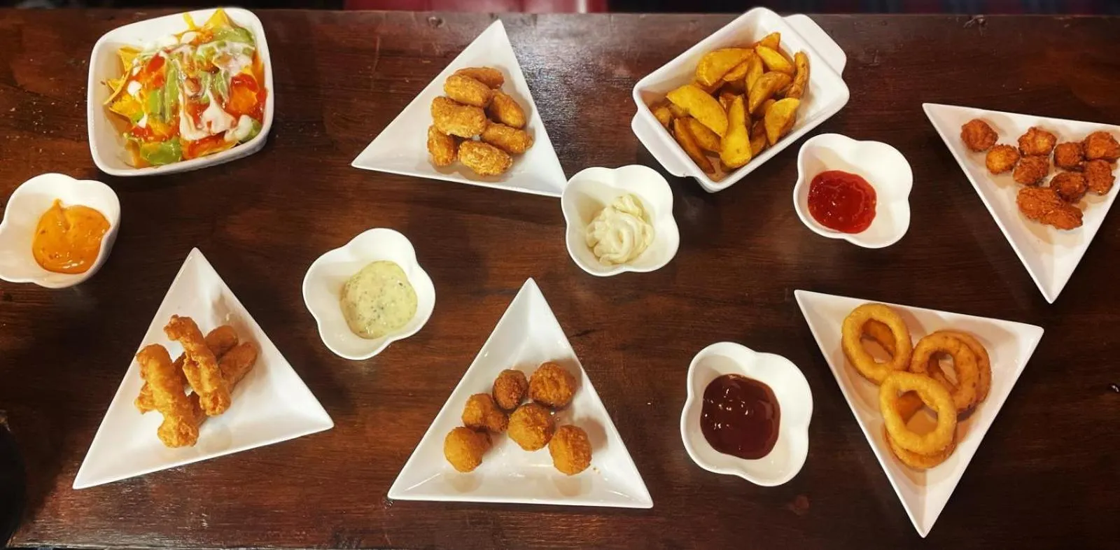 Restaurant/places to eat in Carlton Hotel