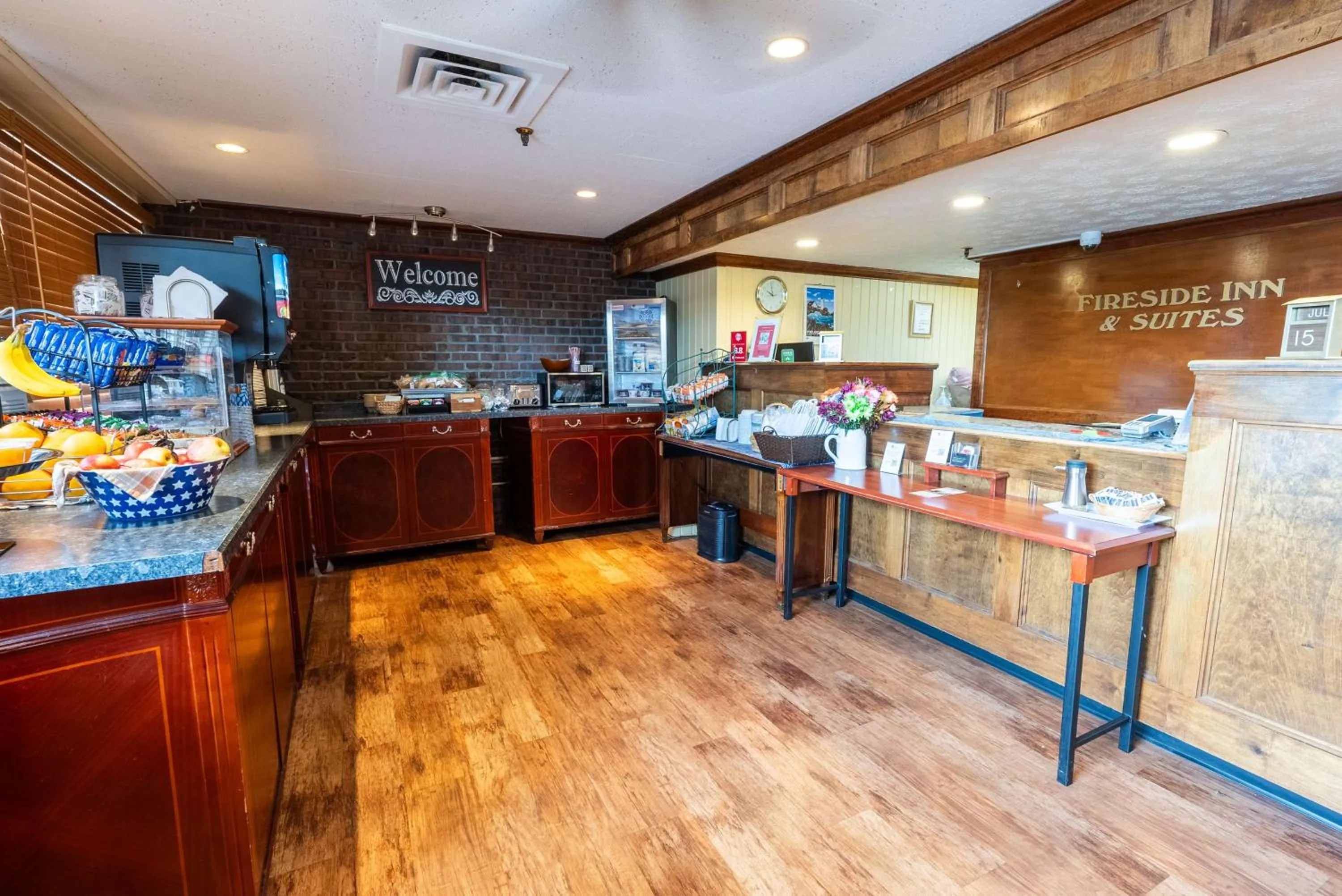 Lobby or reception in Fireside Inn & Suites Waterville
