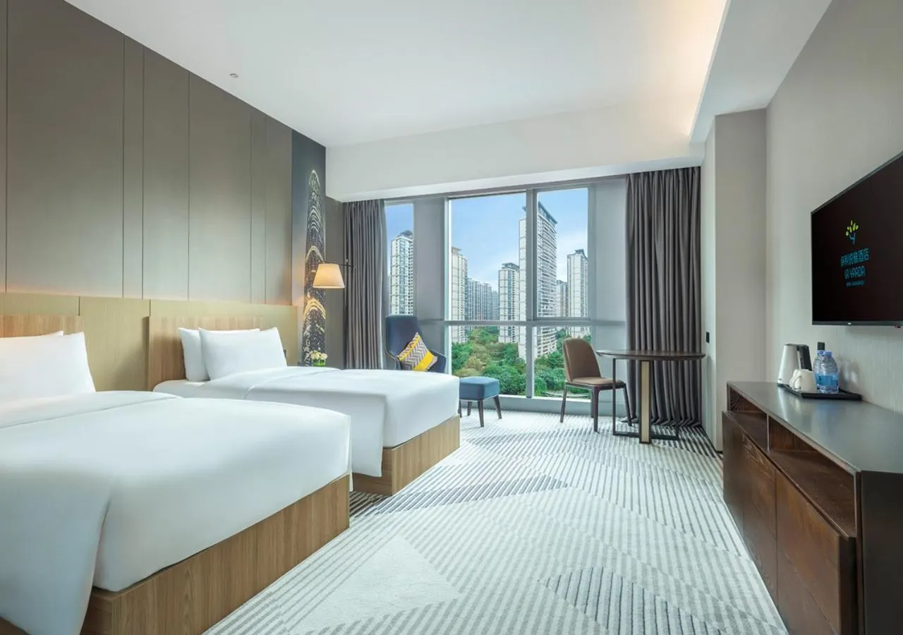 Photo of the whole room, Bed in La Yarda Hotel Guangzhou