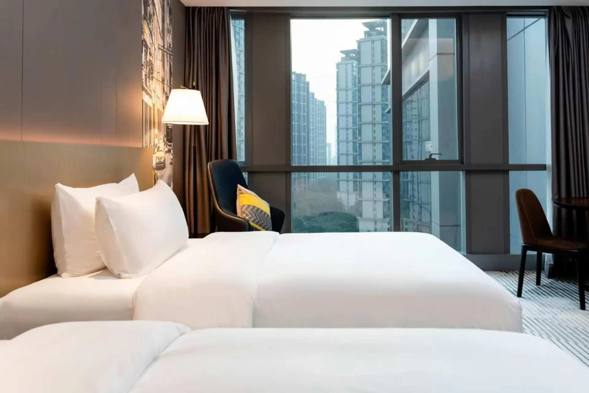 Photo of the whole room, Bed in La Yarda Hotel Guangzhou