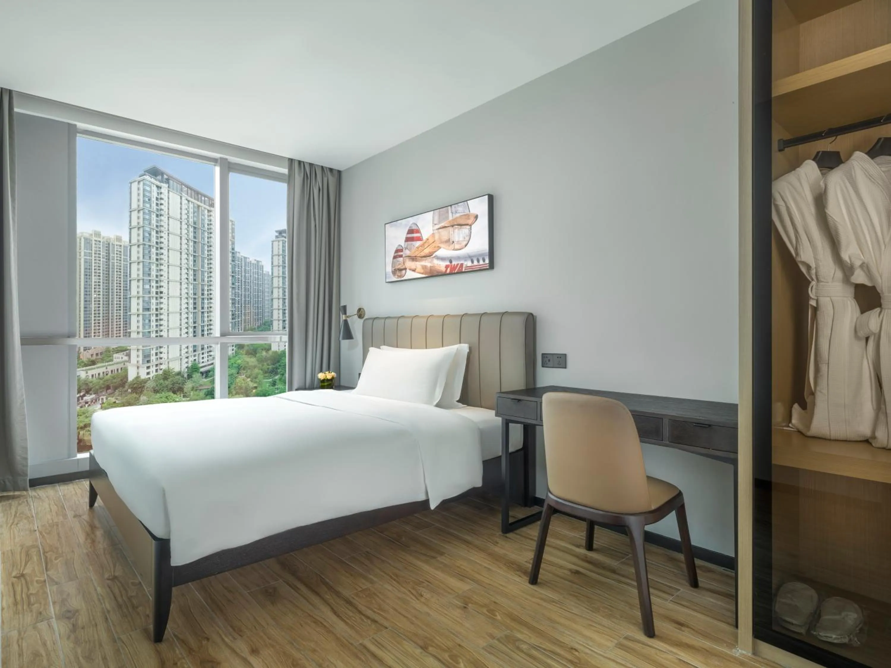 Photo of the whole room, Bed in La Yarda Hotel Guangzhou