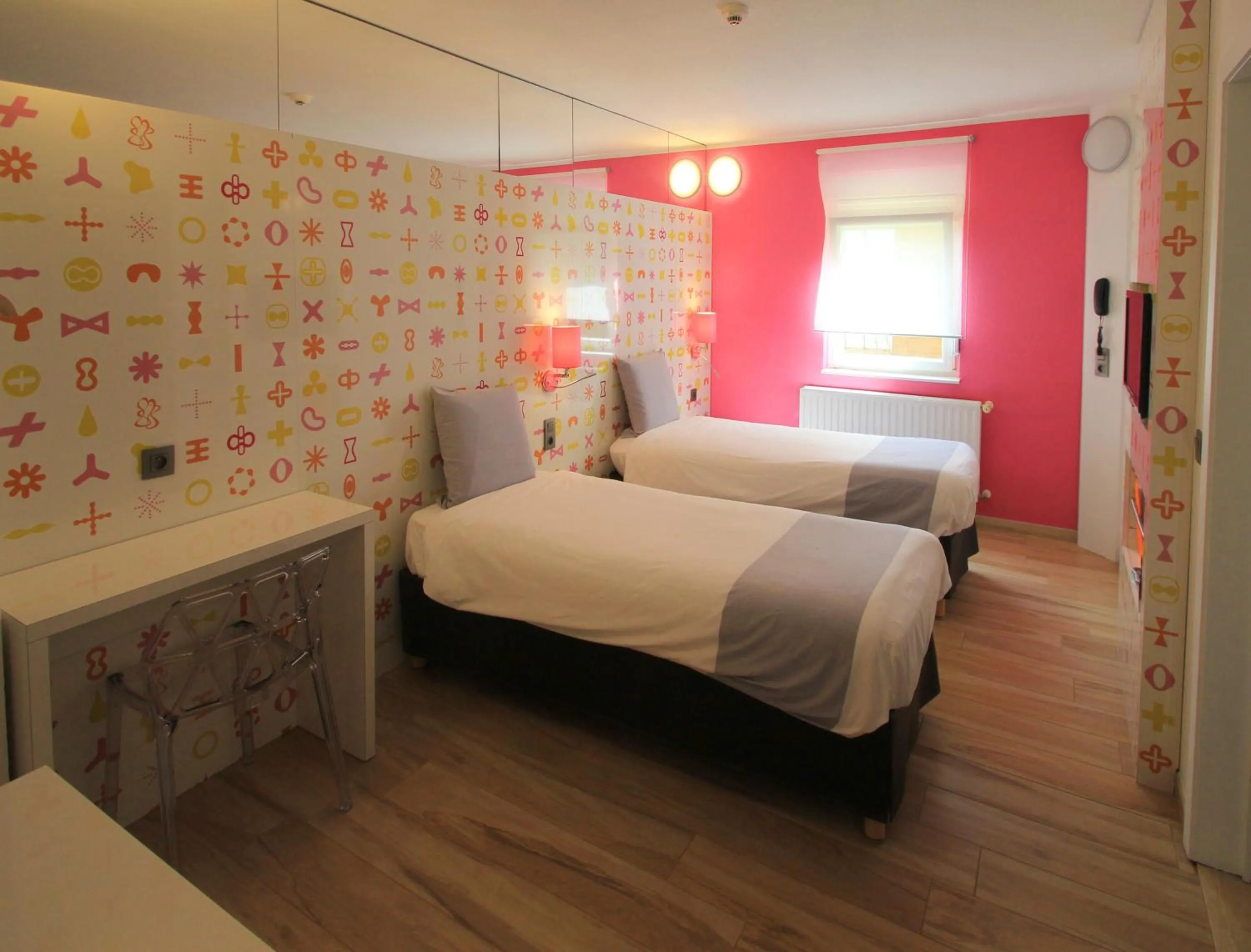 Bedroom, Bed in Ibis Styles La Louvière
