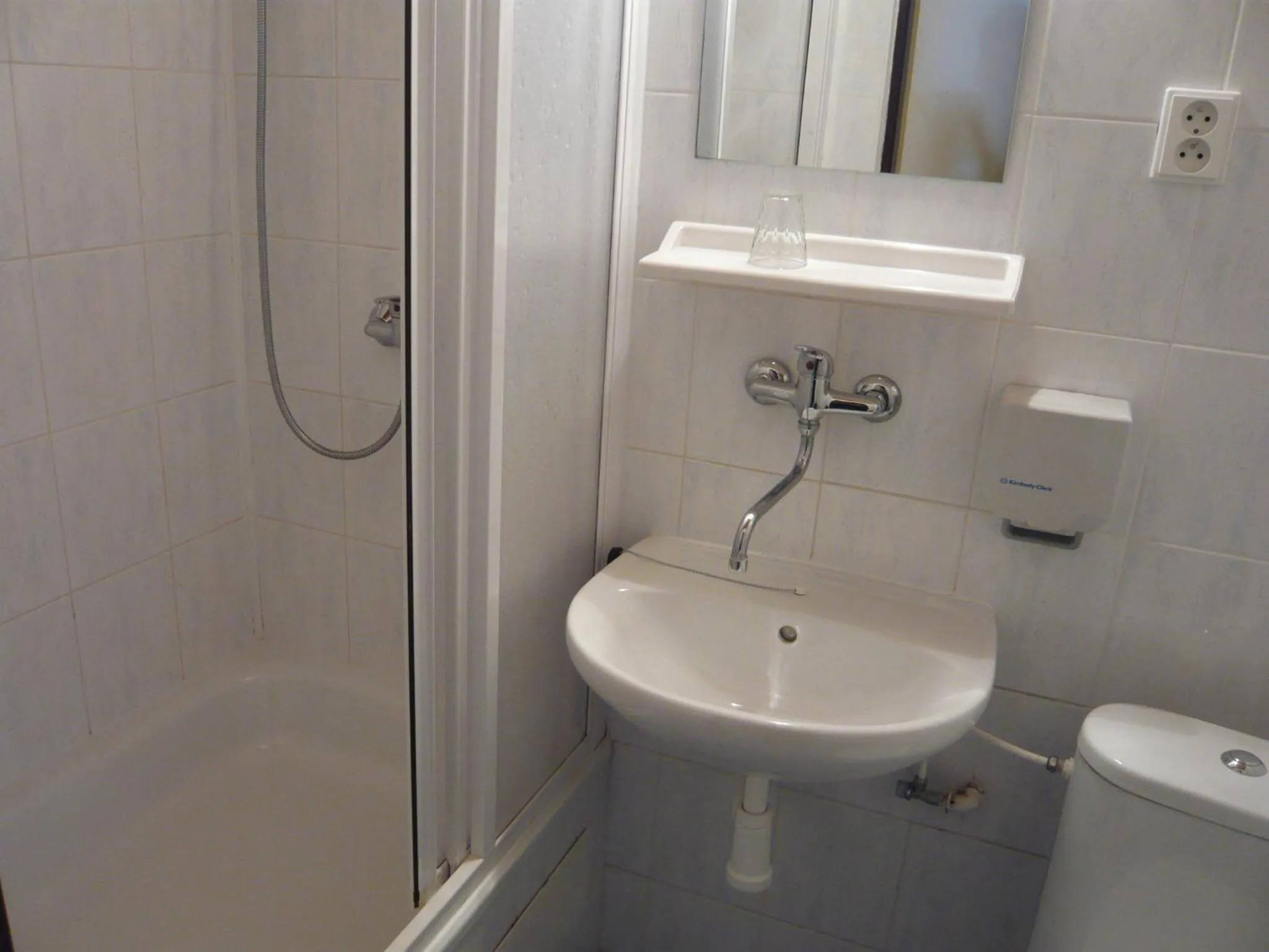 Bathroom in Hotel Hasa