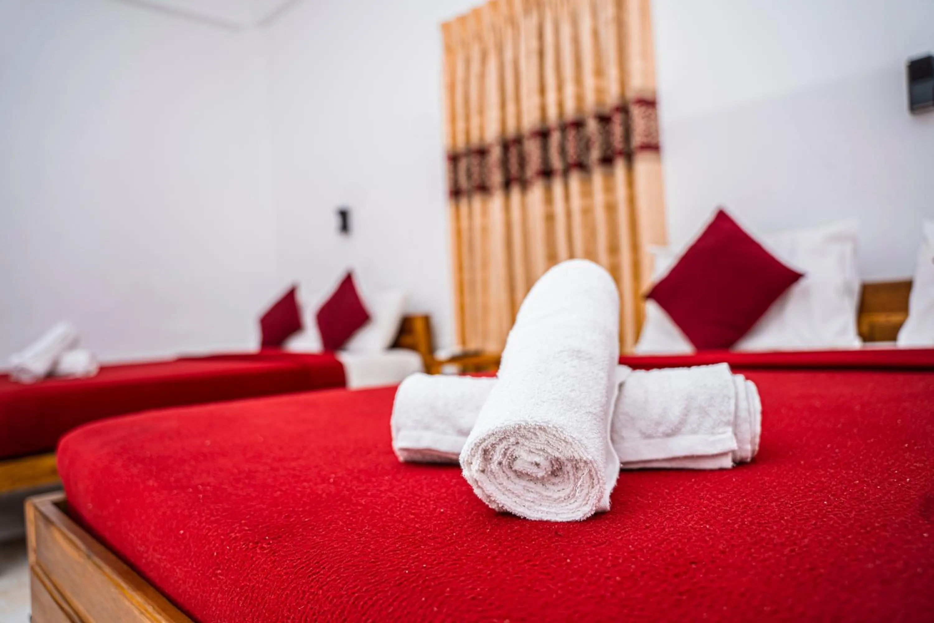 Bed in Theevanni Resort