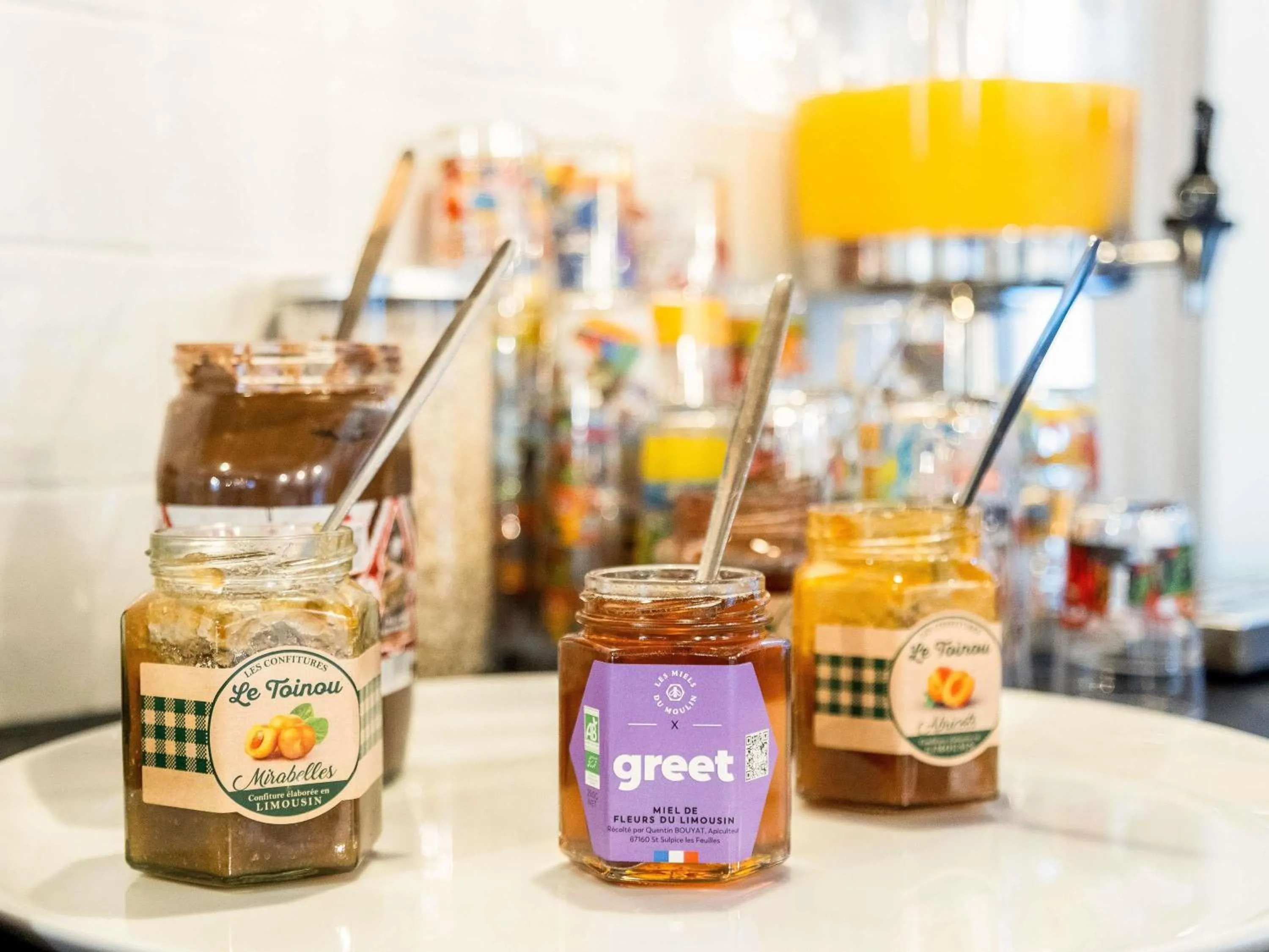 Breakfast in Greet Hotel Limoges Nord