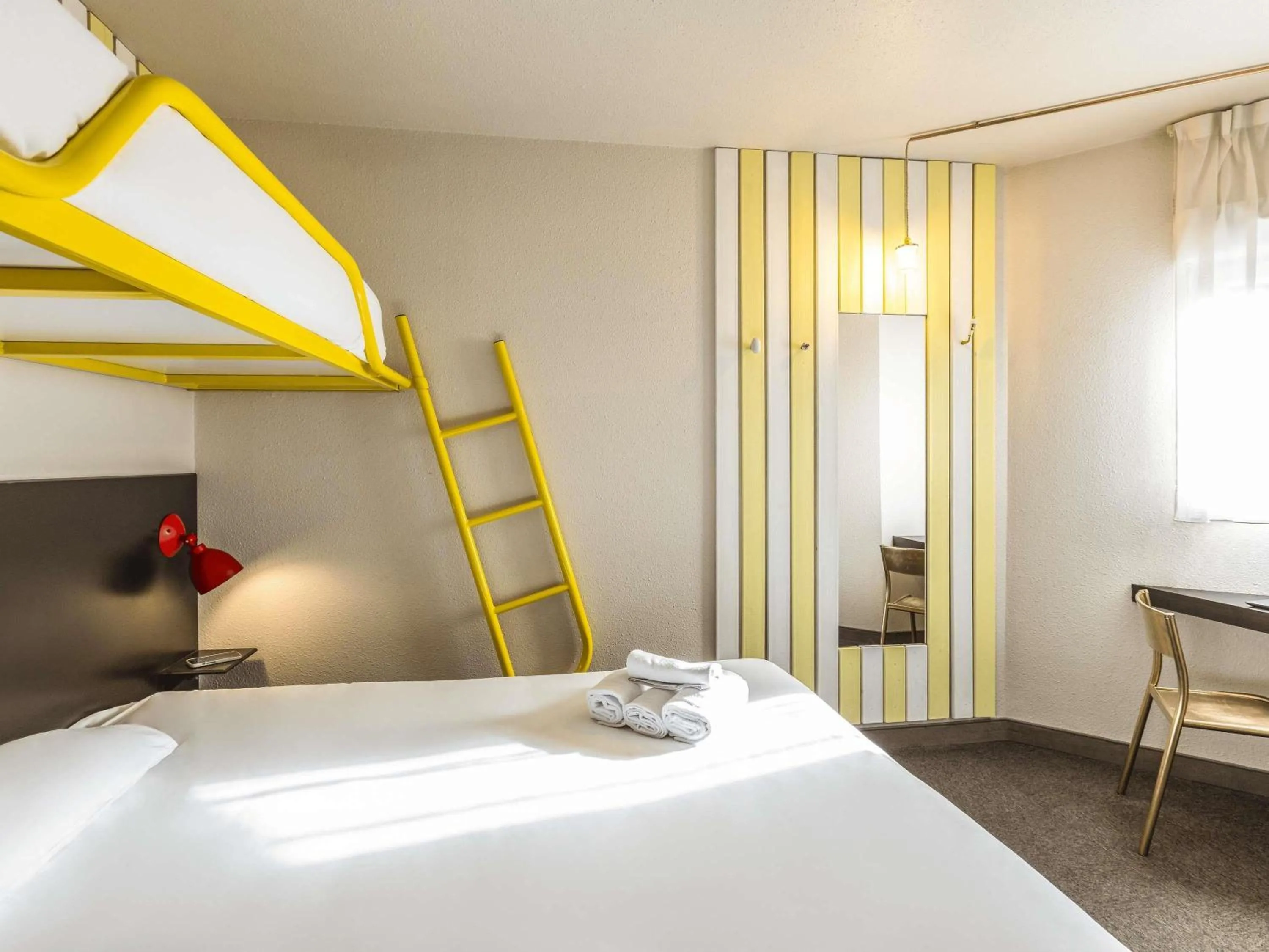 Bedroom, Bed in Greet Hotel Limoges Nord