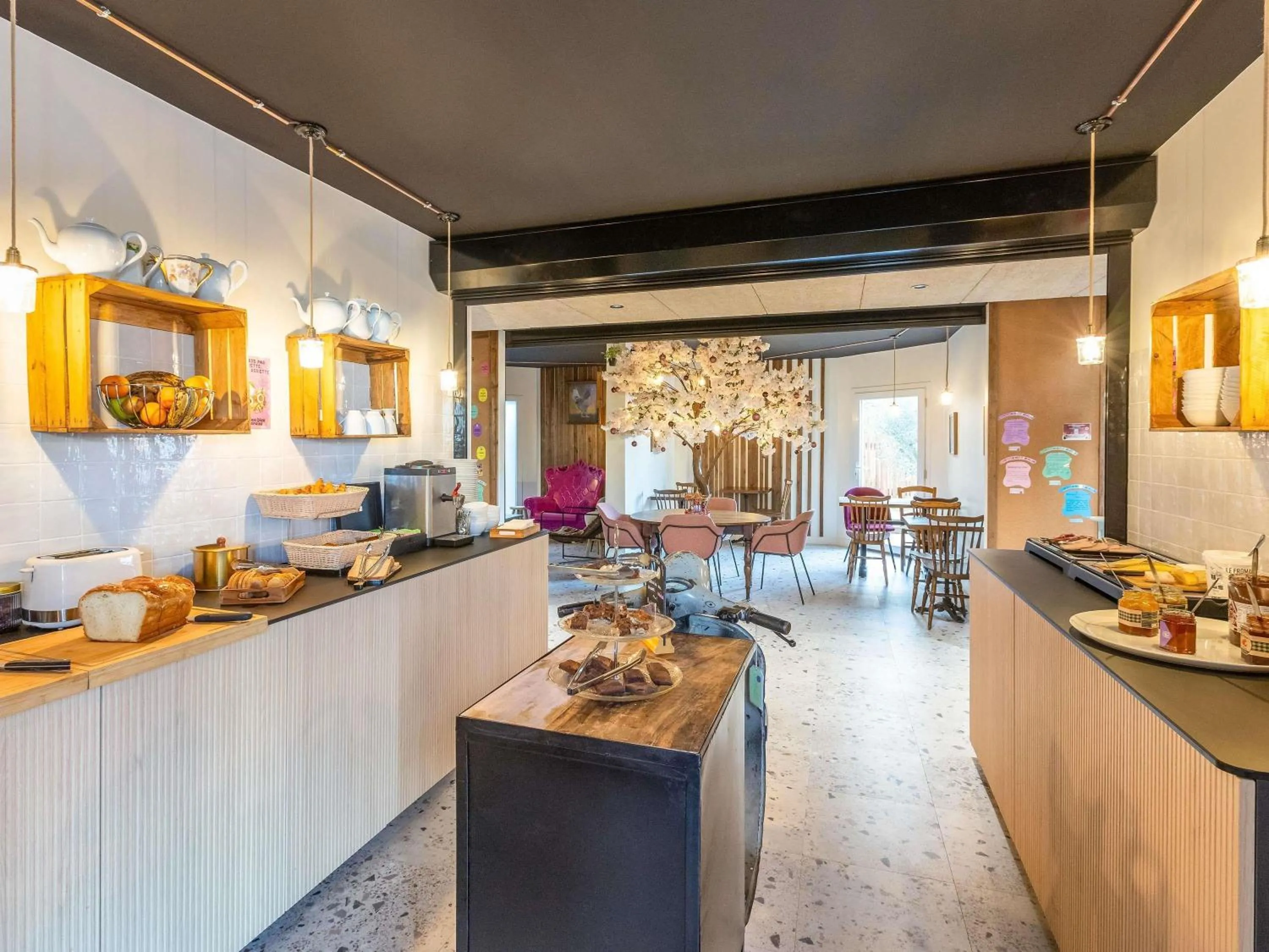 Property building in Greet Hotel Limoges Nord